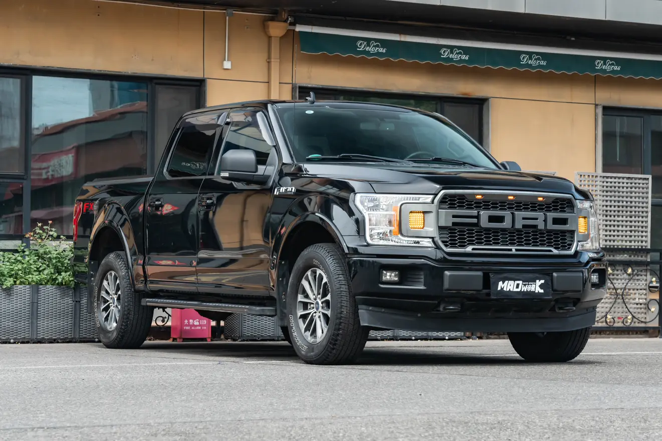 Ford F-150 Raptor