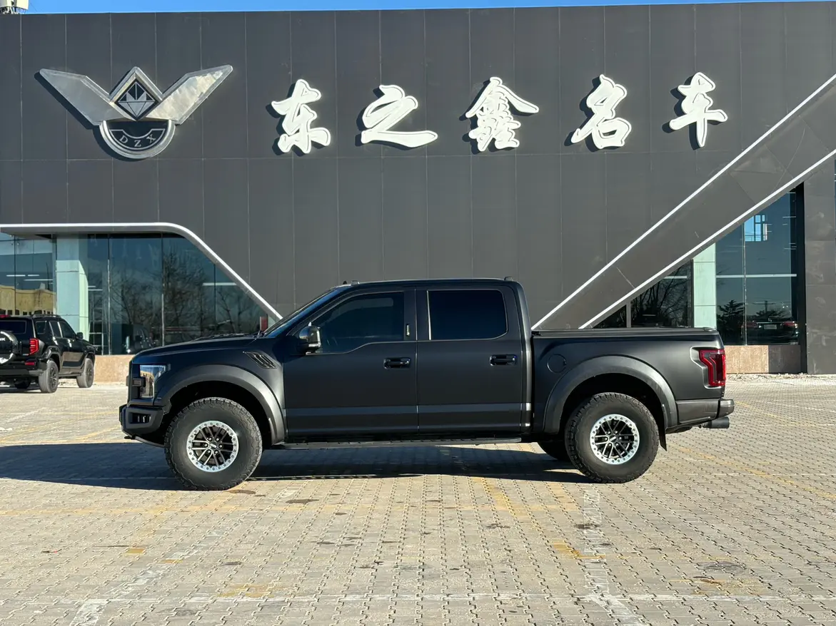 Ford F-150 Raptor