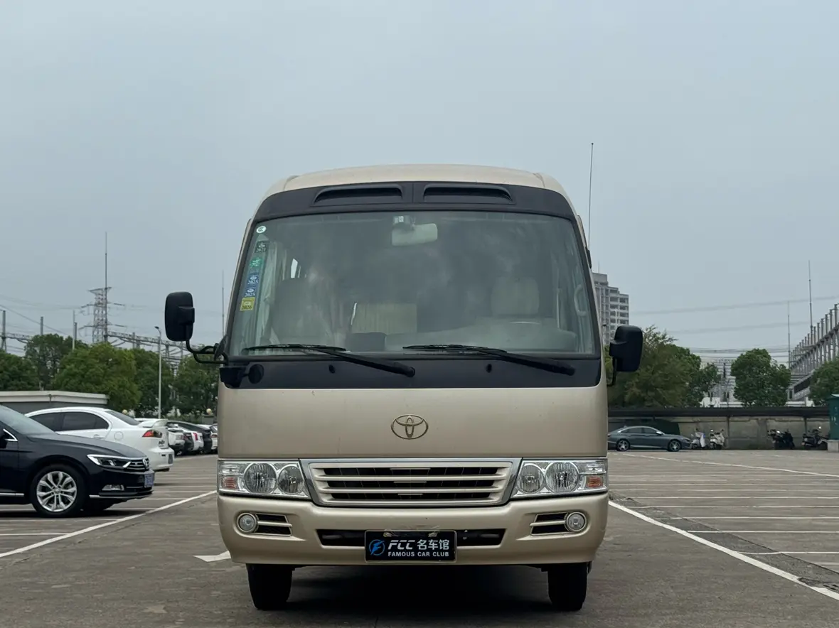 Toyota Costa