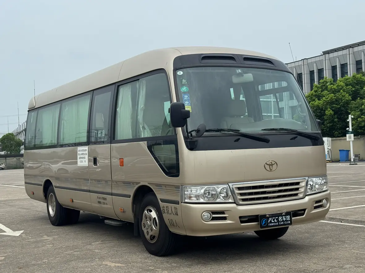 Toyota Costa