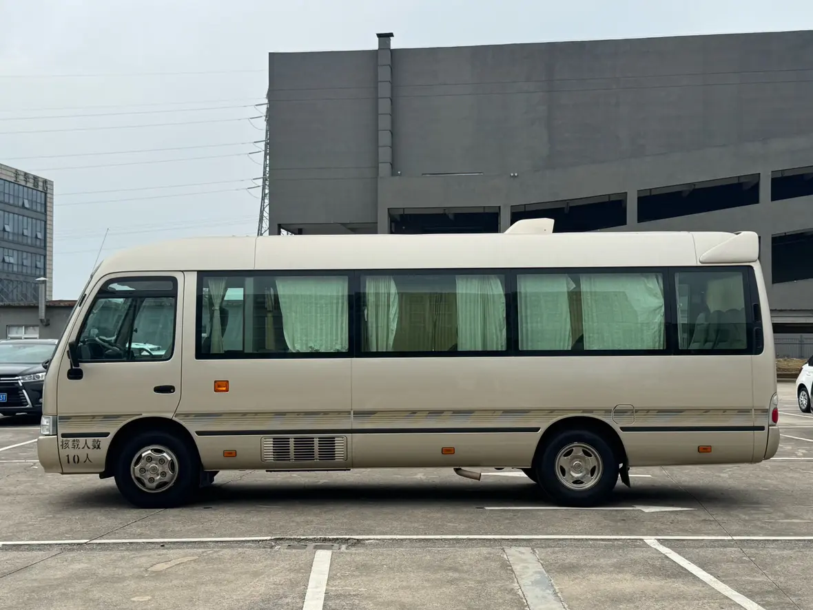 Toyota Costa