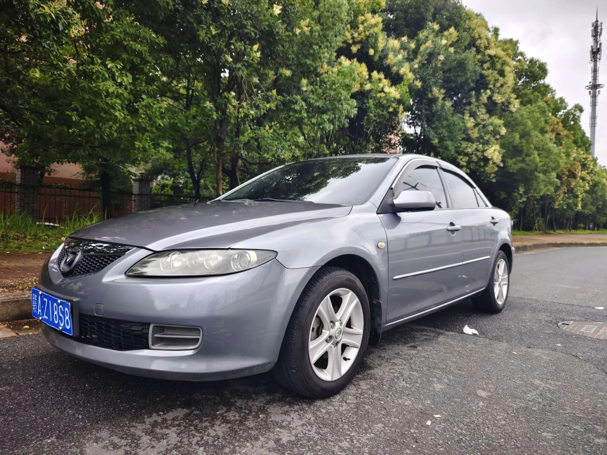 Mazda 6