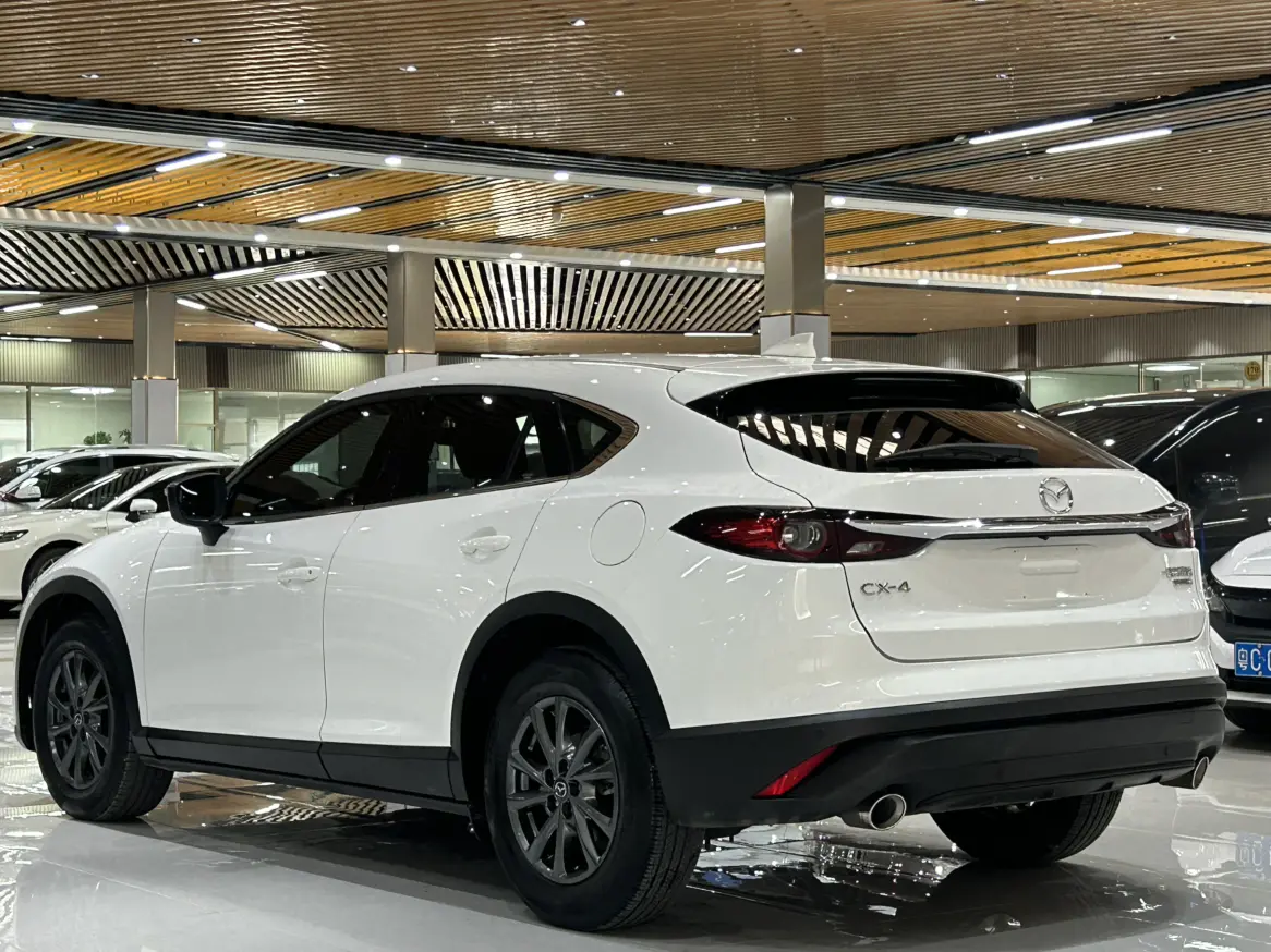 Mazda CX-4