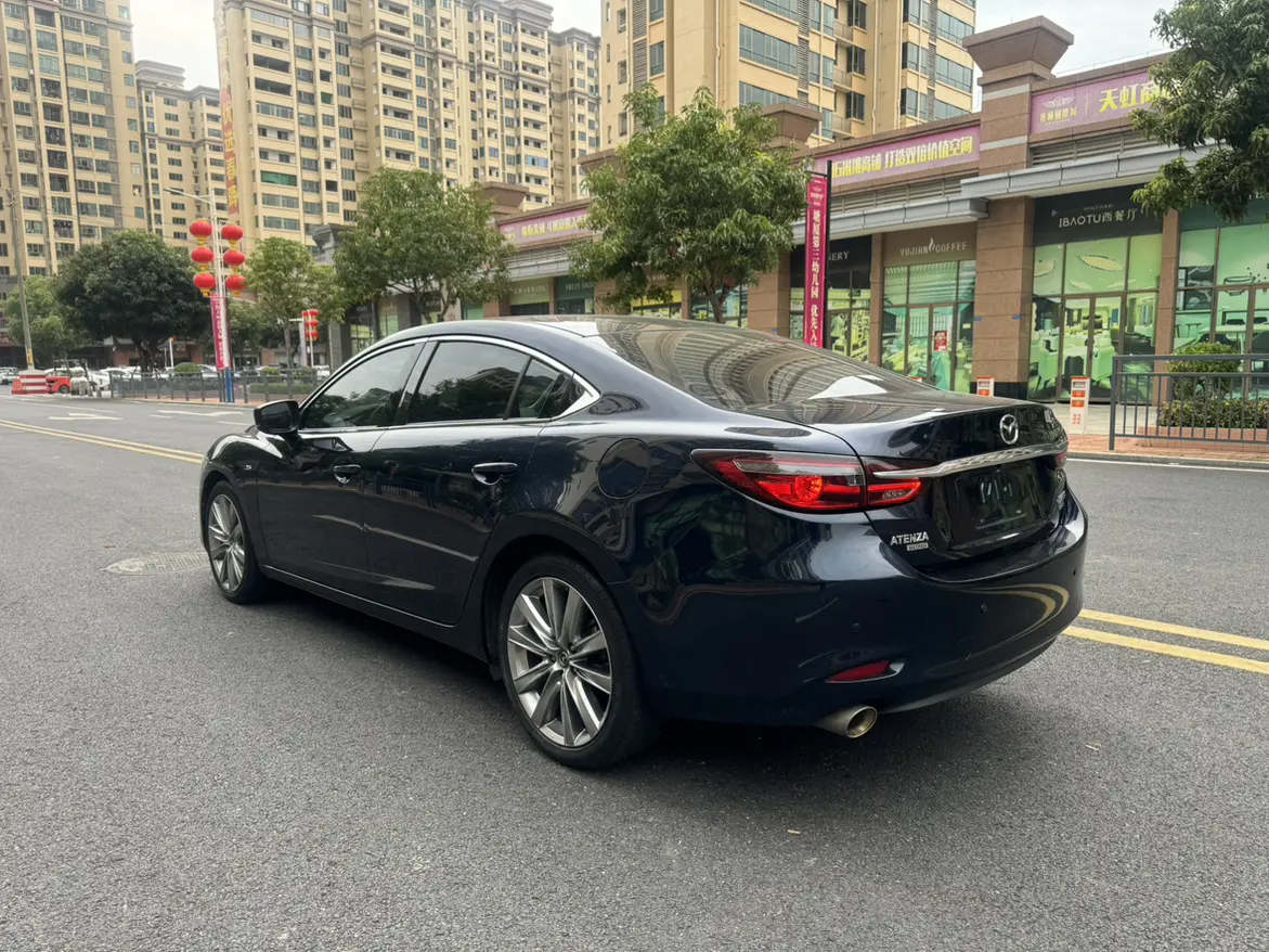 Mazda Atenza