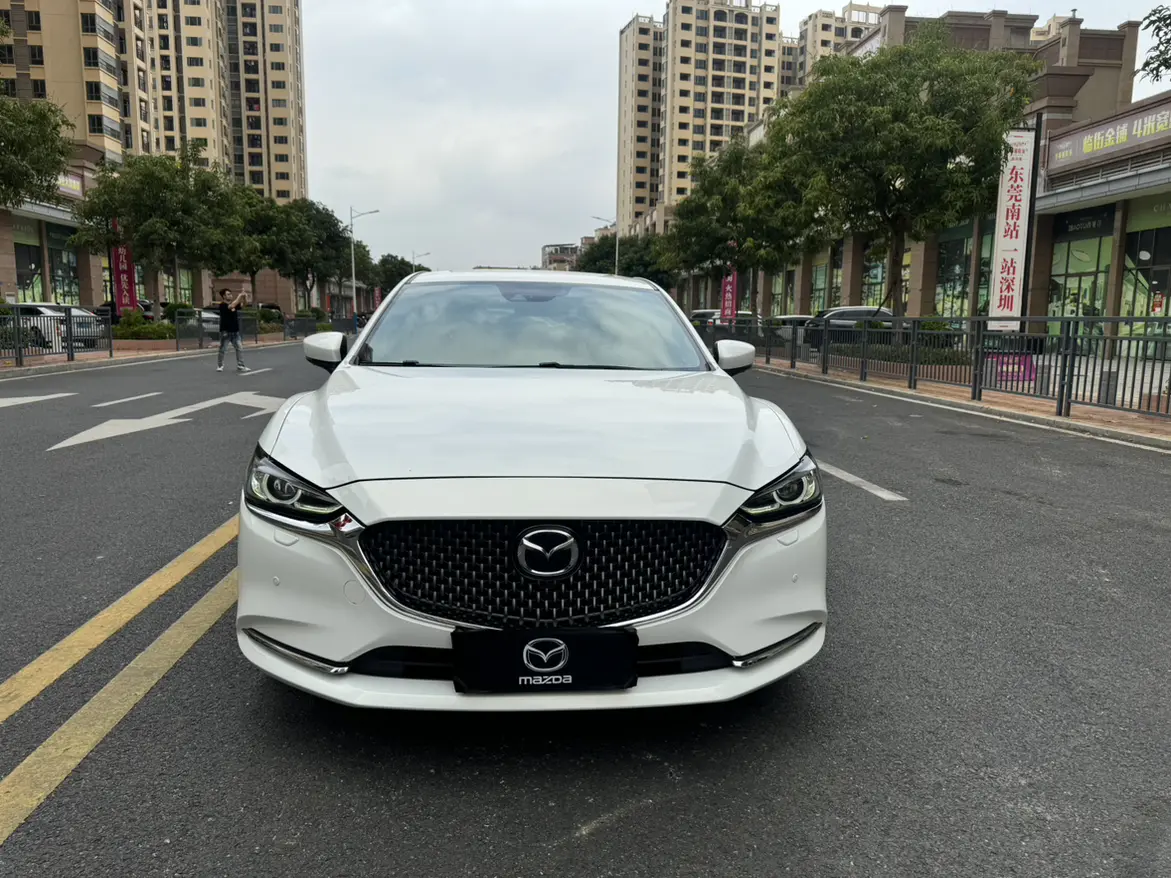 Mazda Atenza