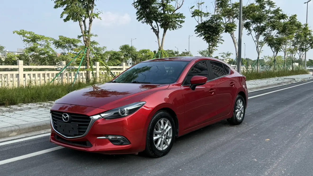 Mazda Axela