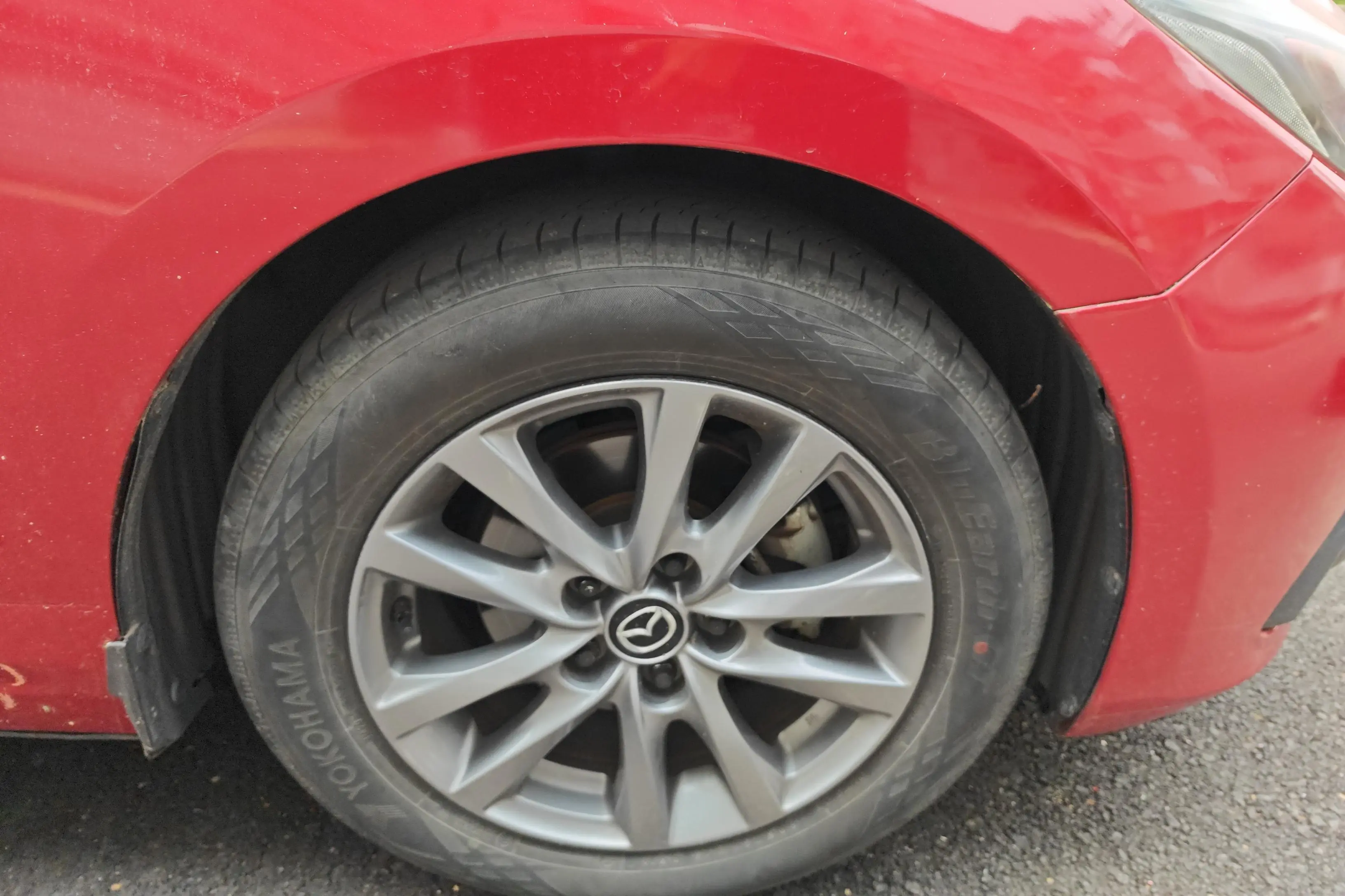 Mazda Axela