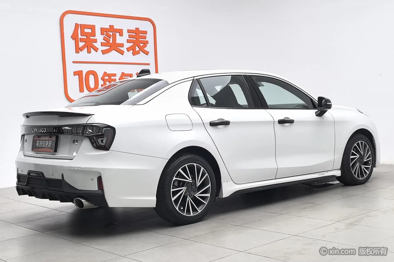 Lynk & Co 03