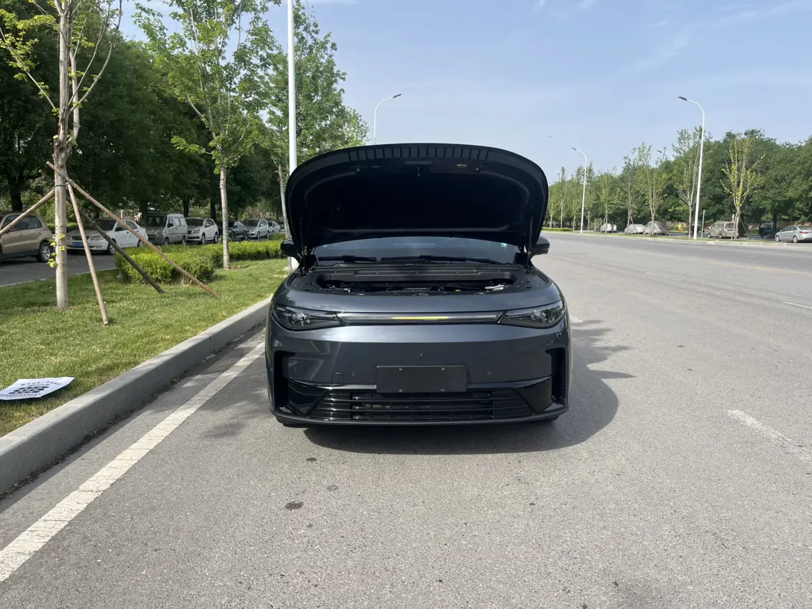 Leapmotor Zero running C10