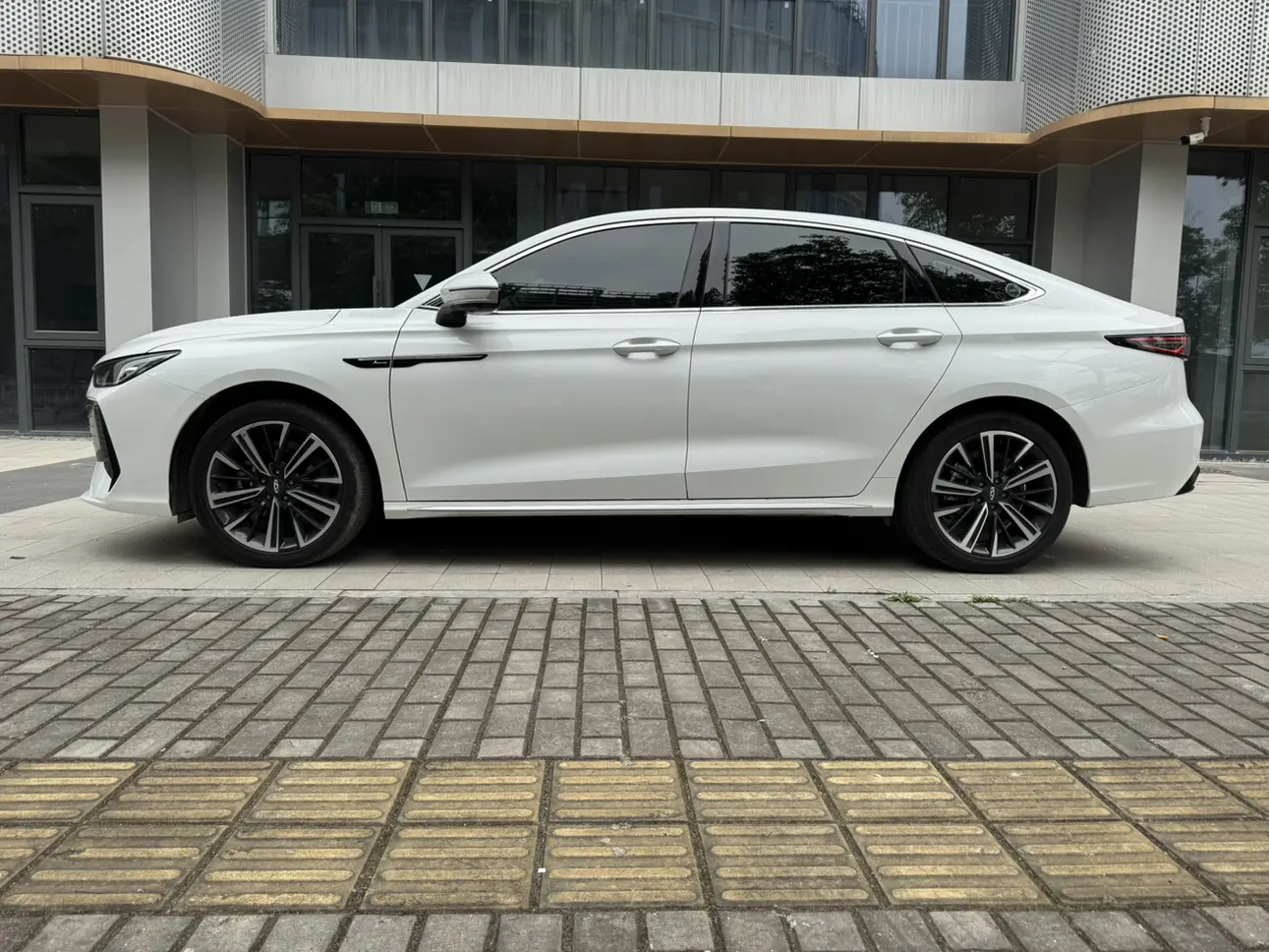 Chery Arrizo 8 PRO
