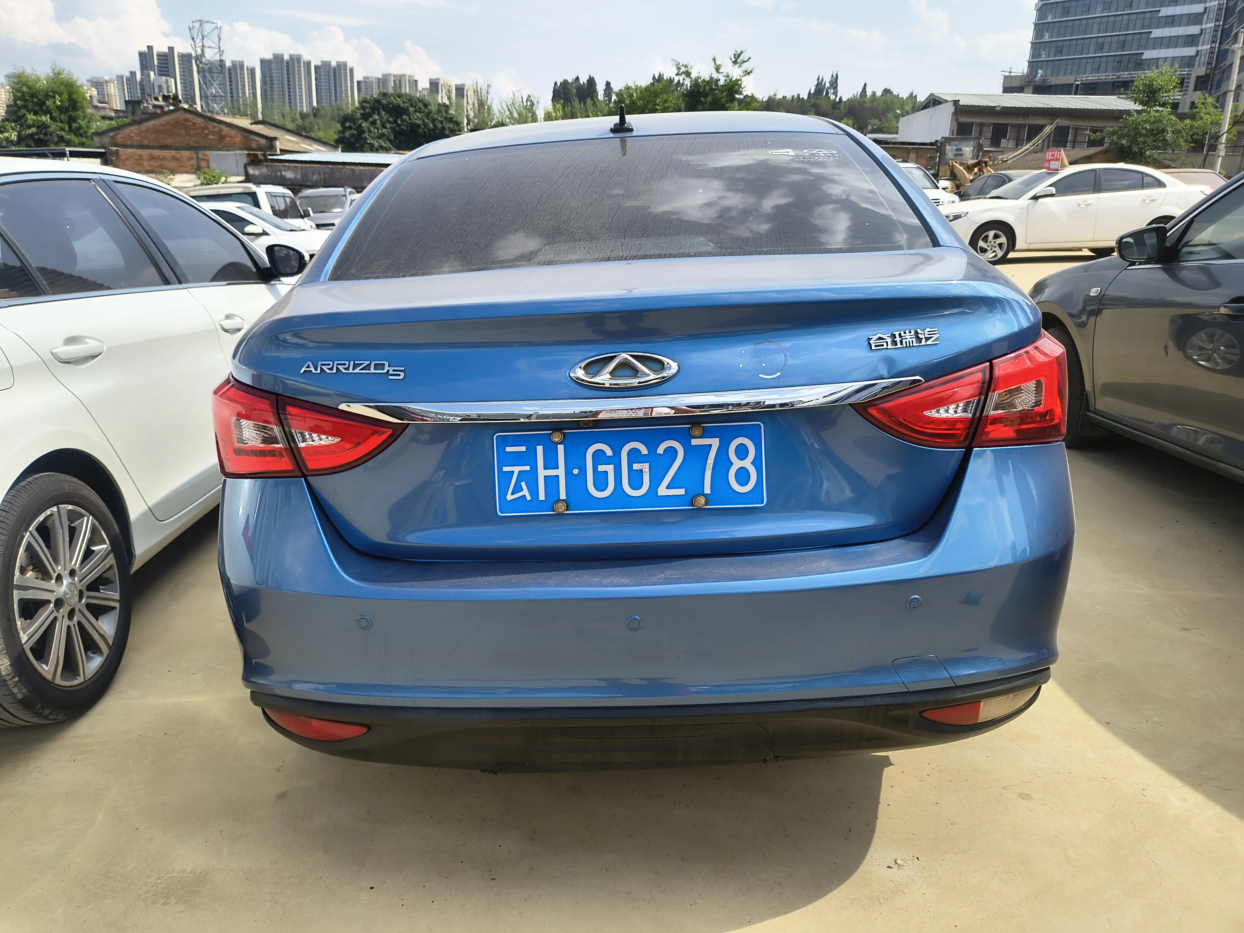 Chery Arrizo 5