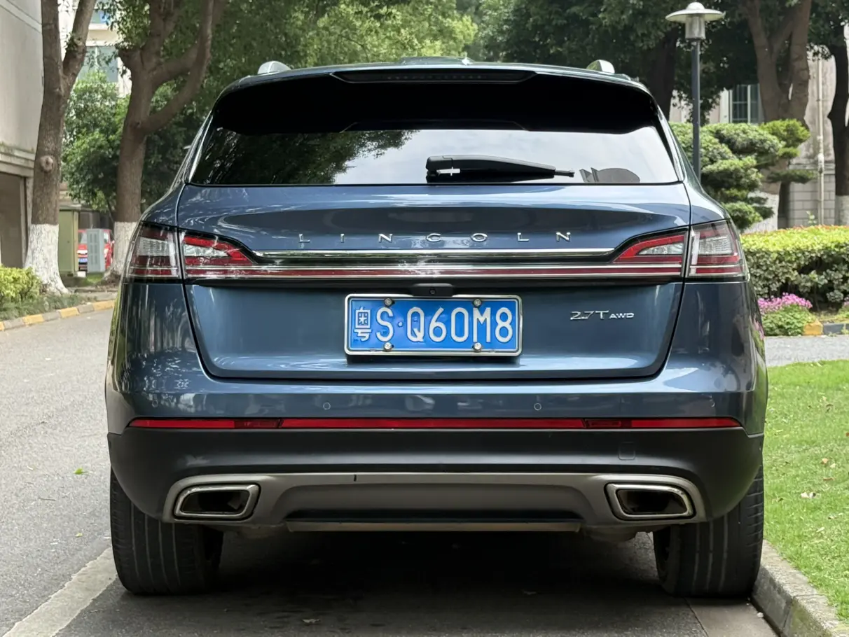 Lincoln Voyager