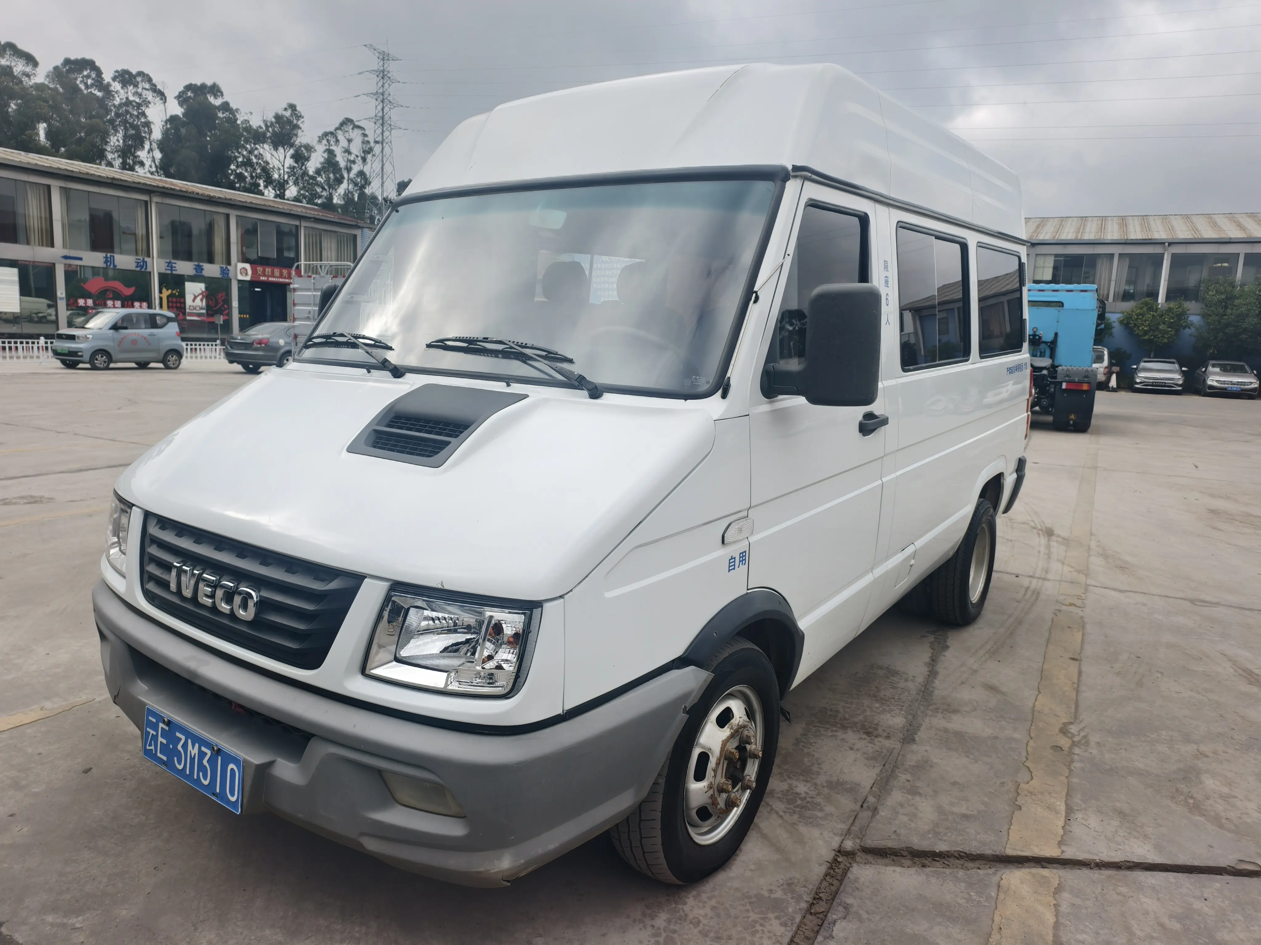 Iveco proud