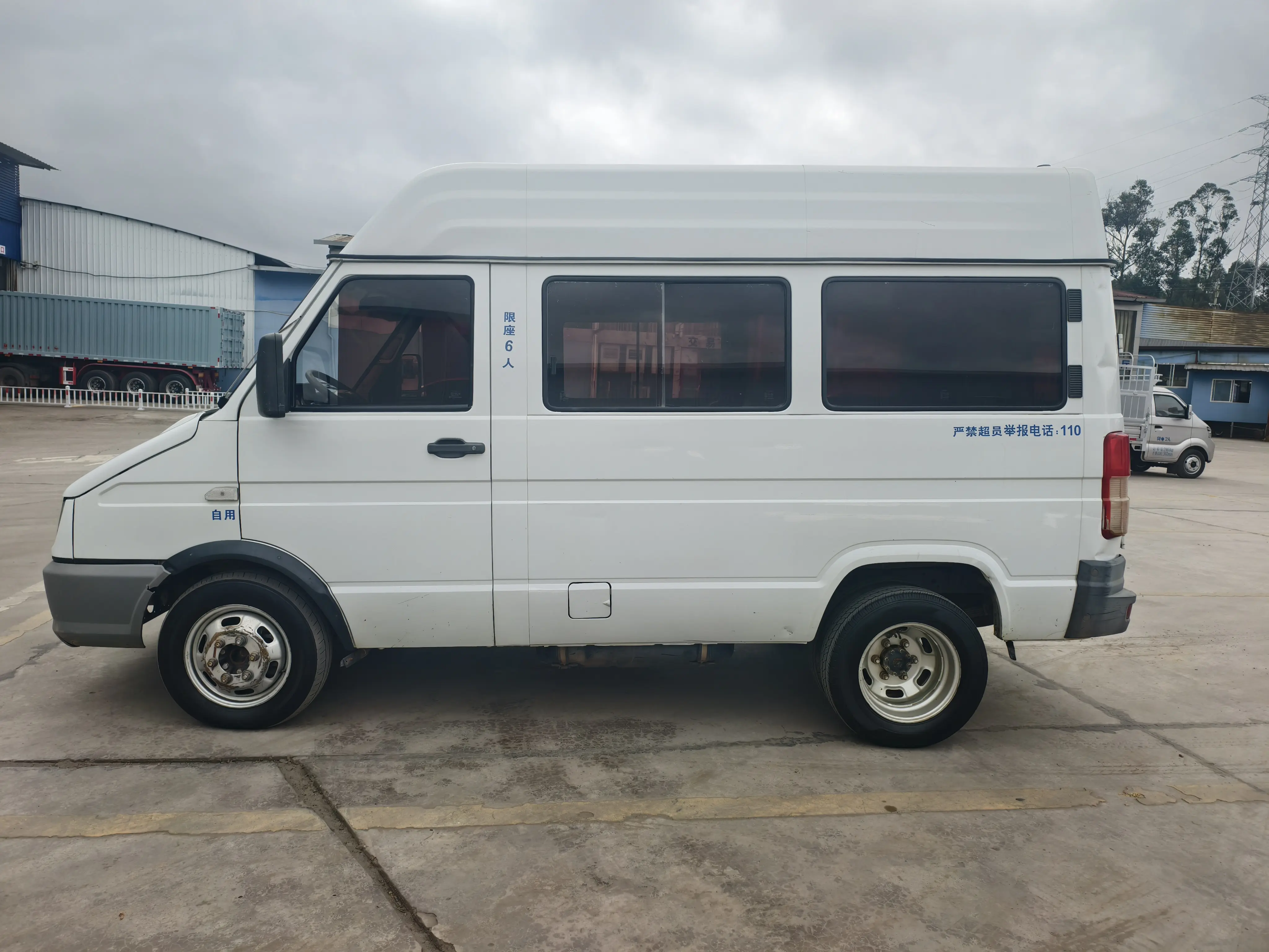 Iveco proud