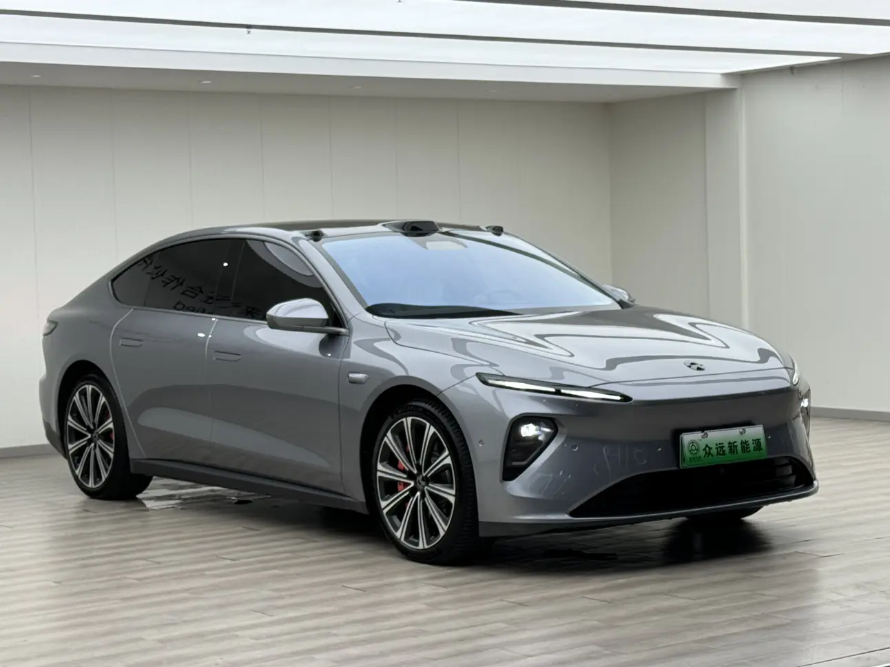 NIO ET7