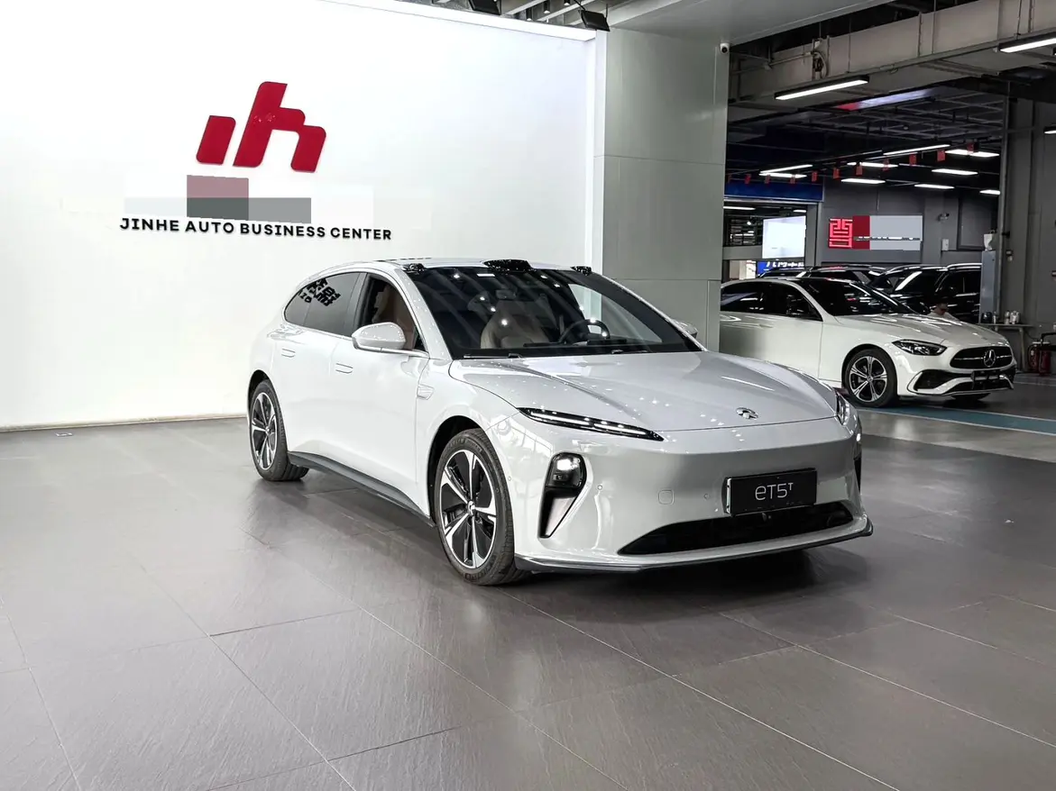 NIO ET5T