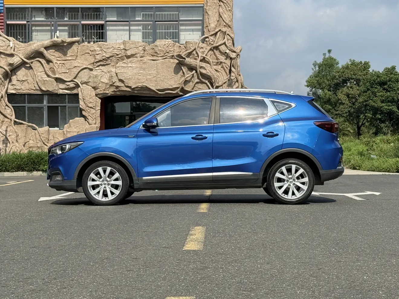 MG ZS
