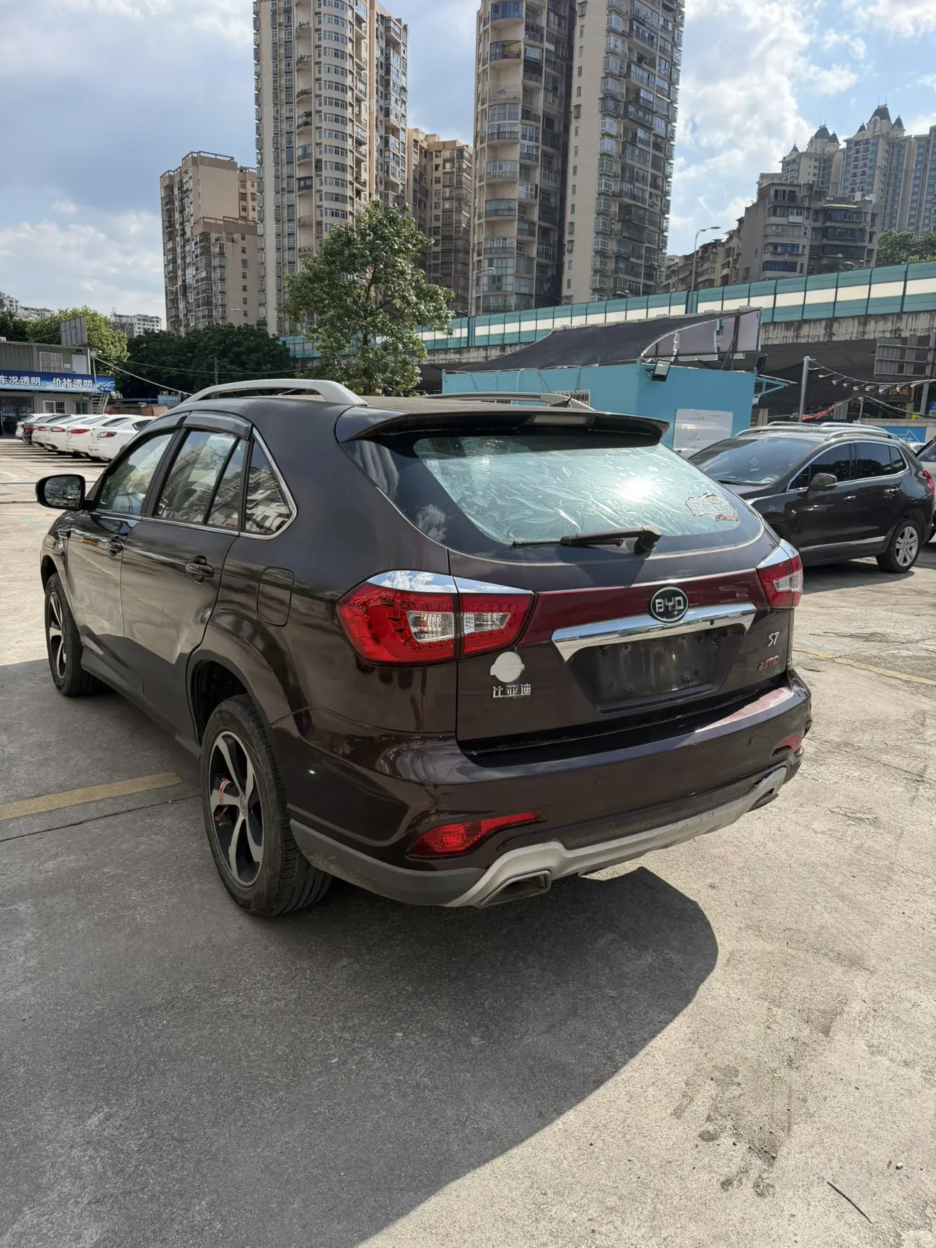 BYD S7