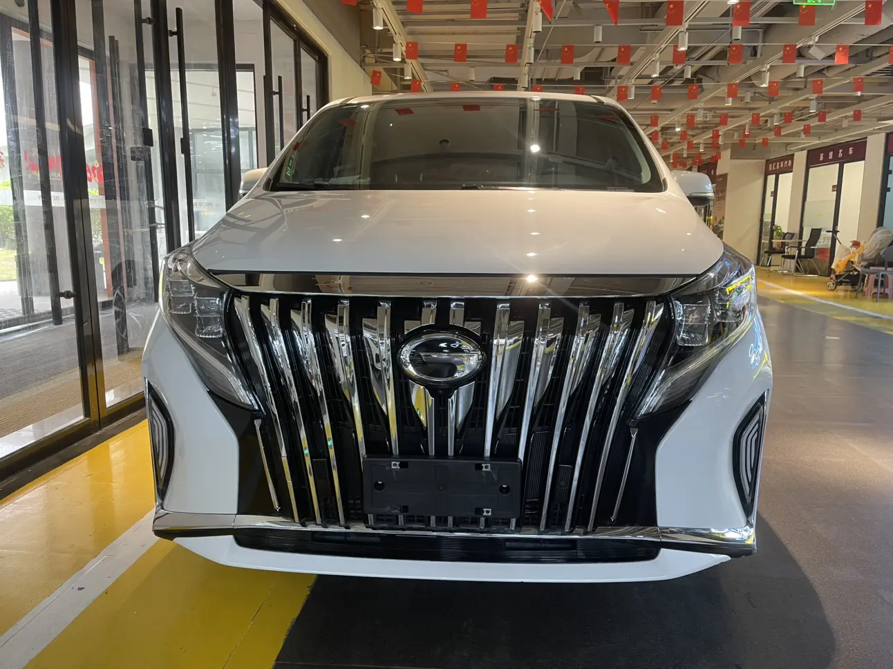 GAC Trumpchi M8