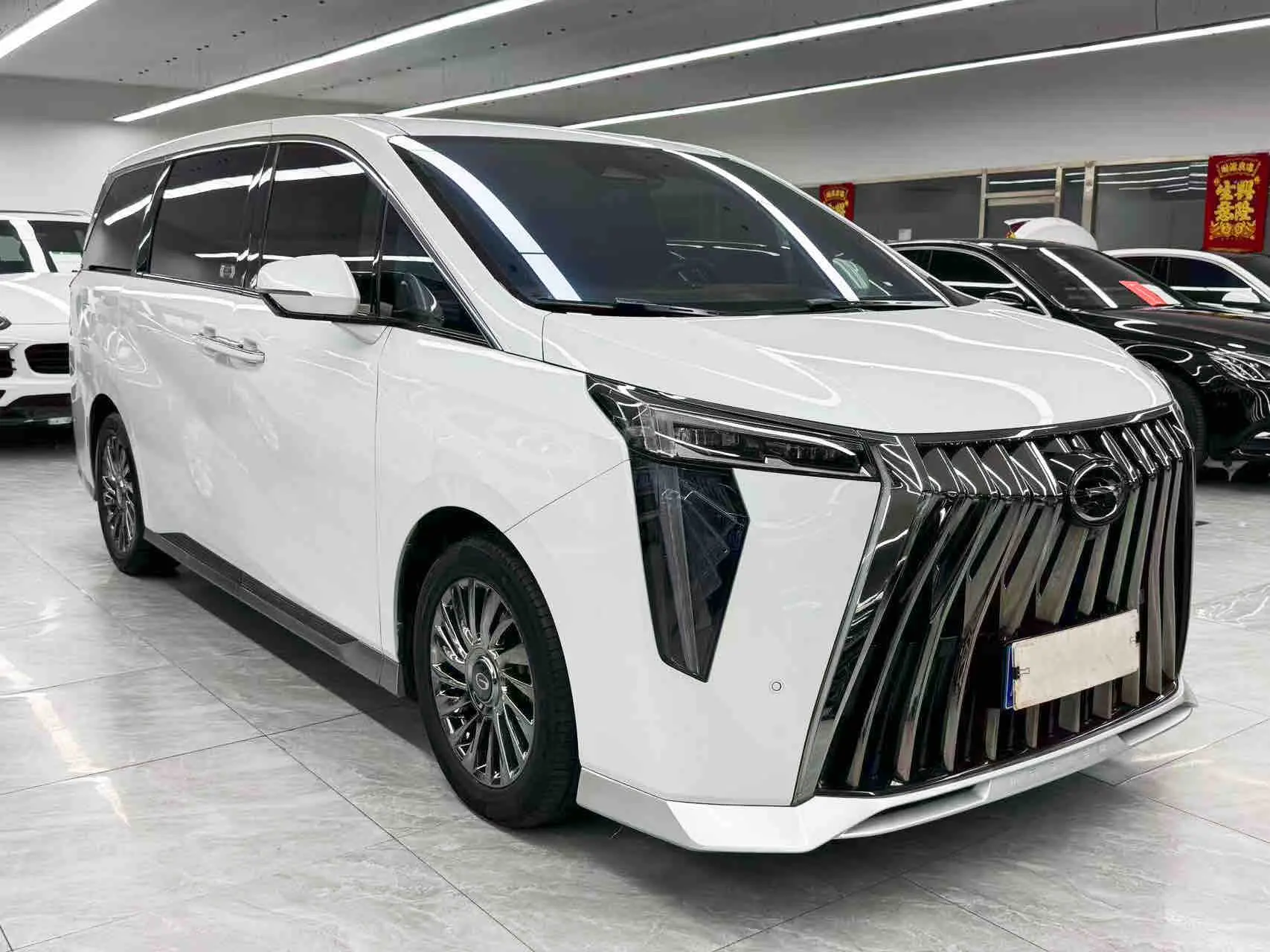 GAC Trumpchi M8