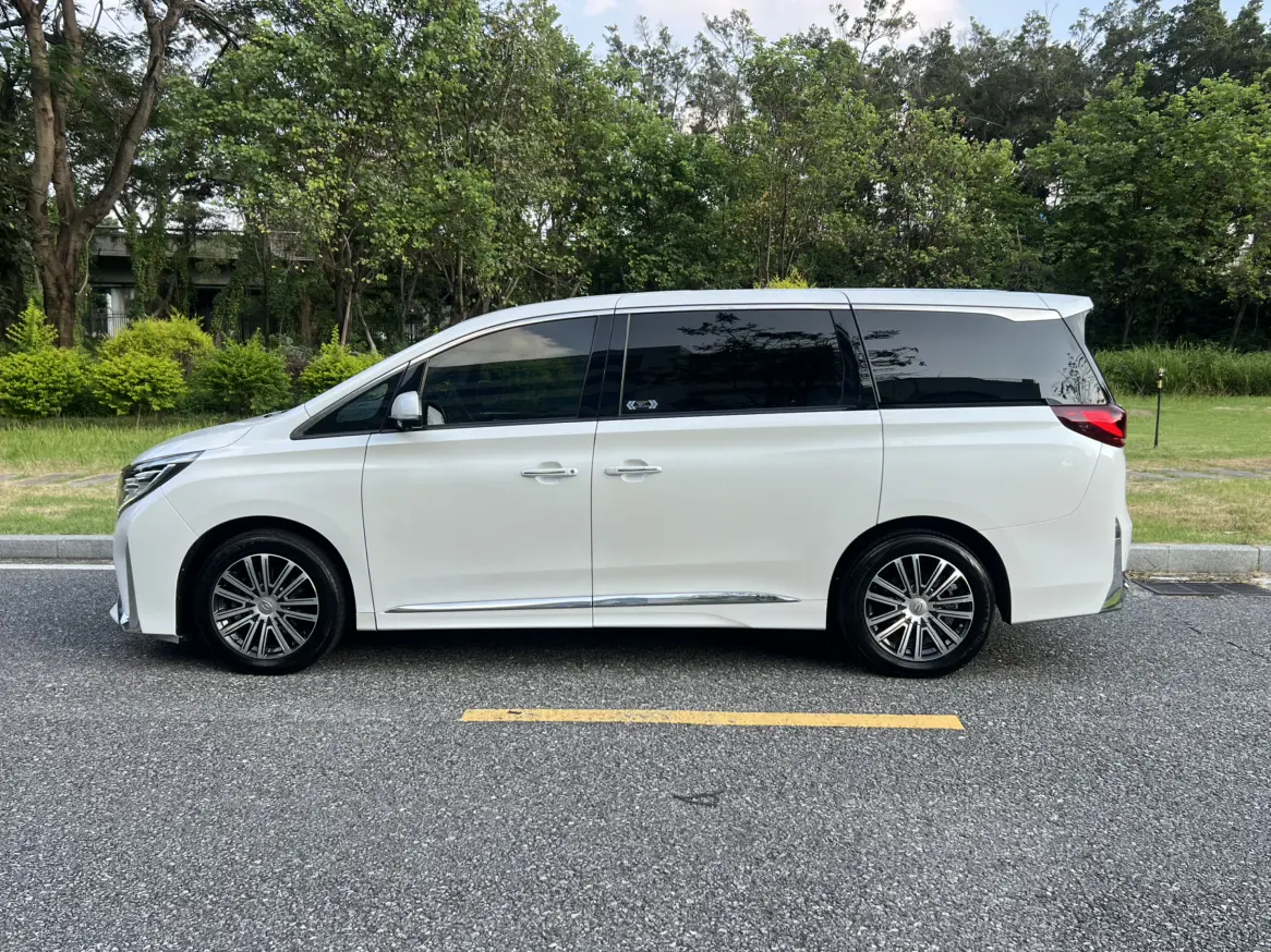 GAC Trumpchi M8