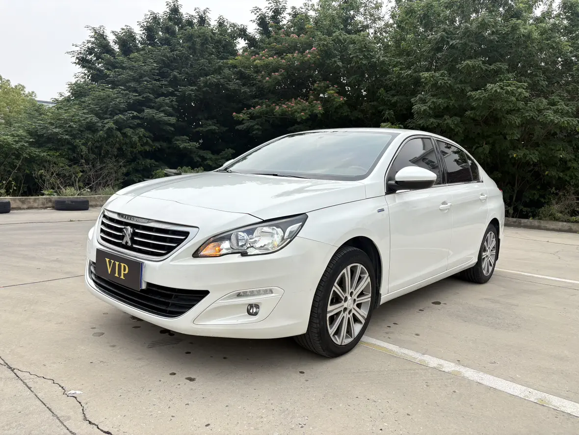 Peugeot 408