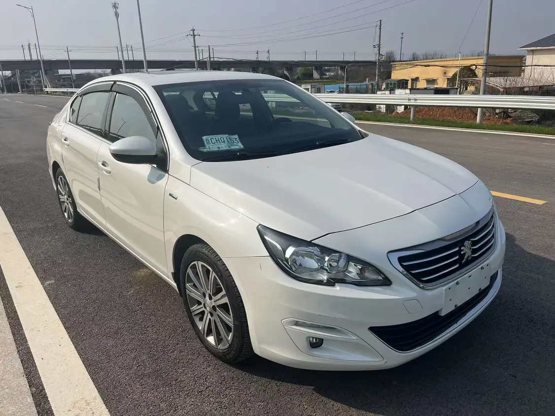 Peugeot 408