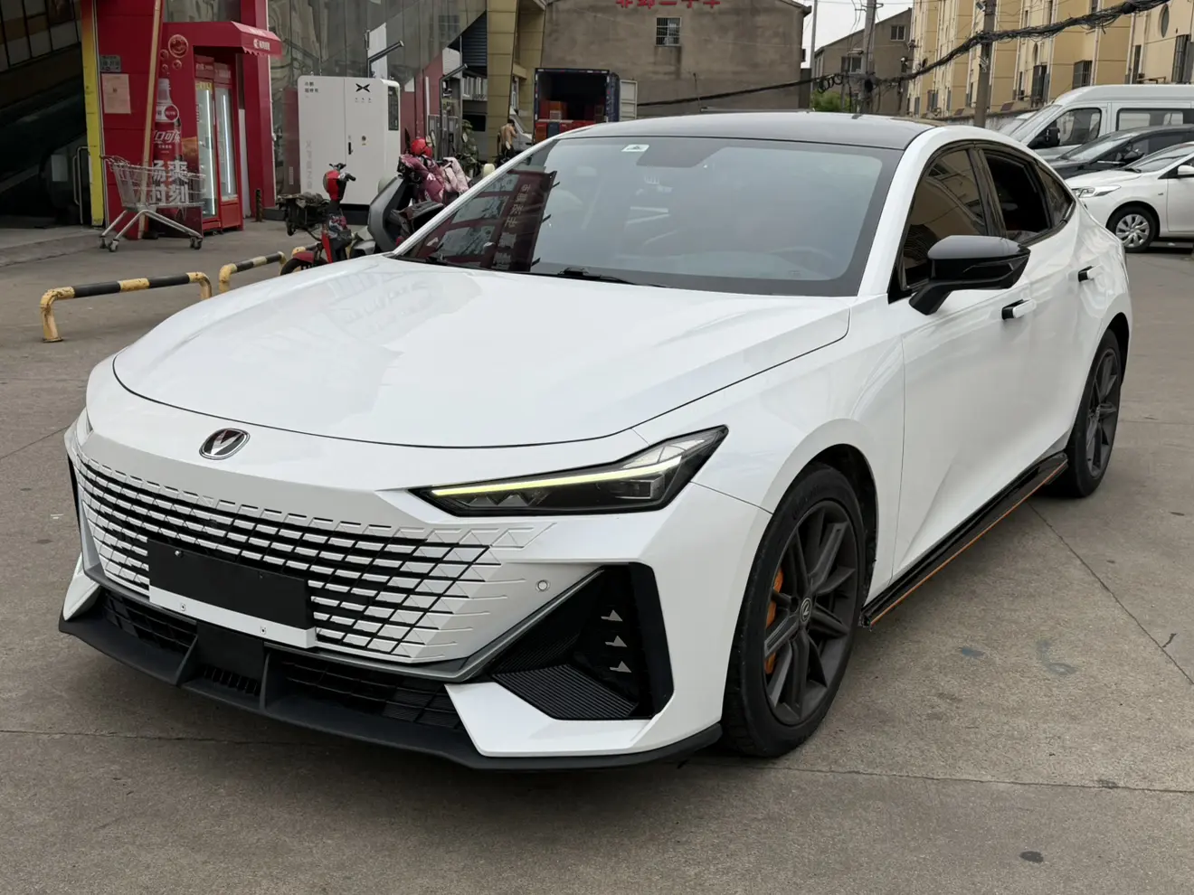 Changan UNI-V