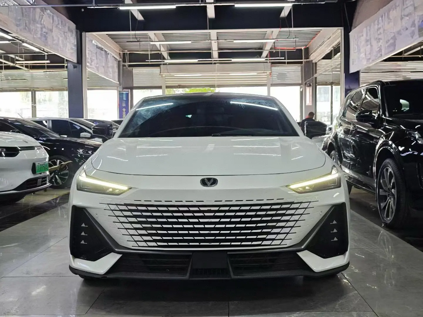Changan UNI-V