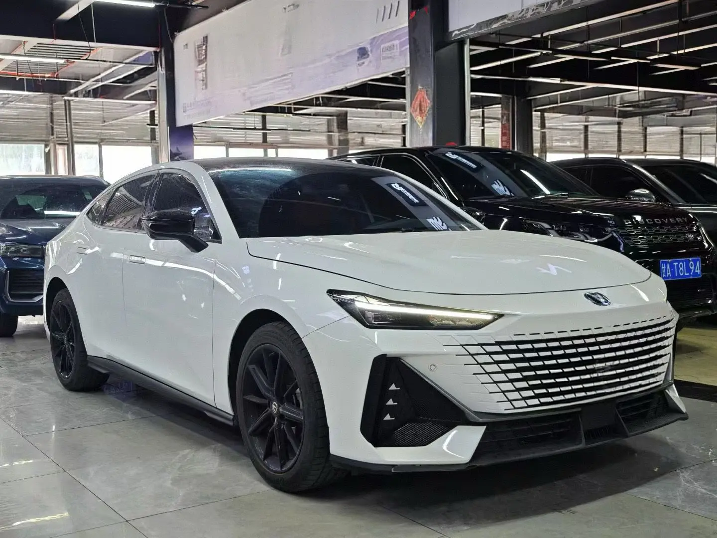 Changan UNI-V