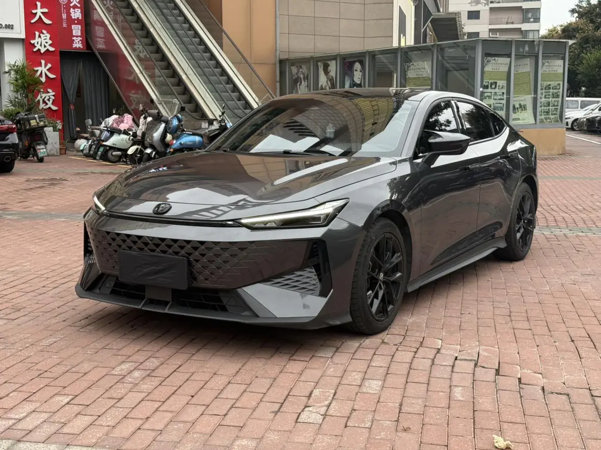 Changan UNI-V