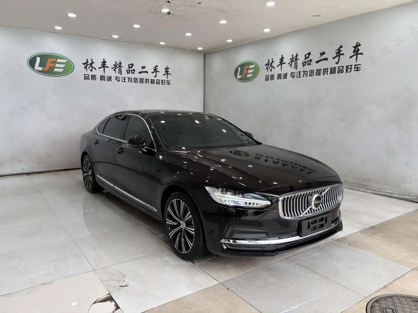 Volvo S90