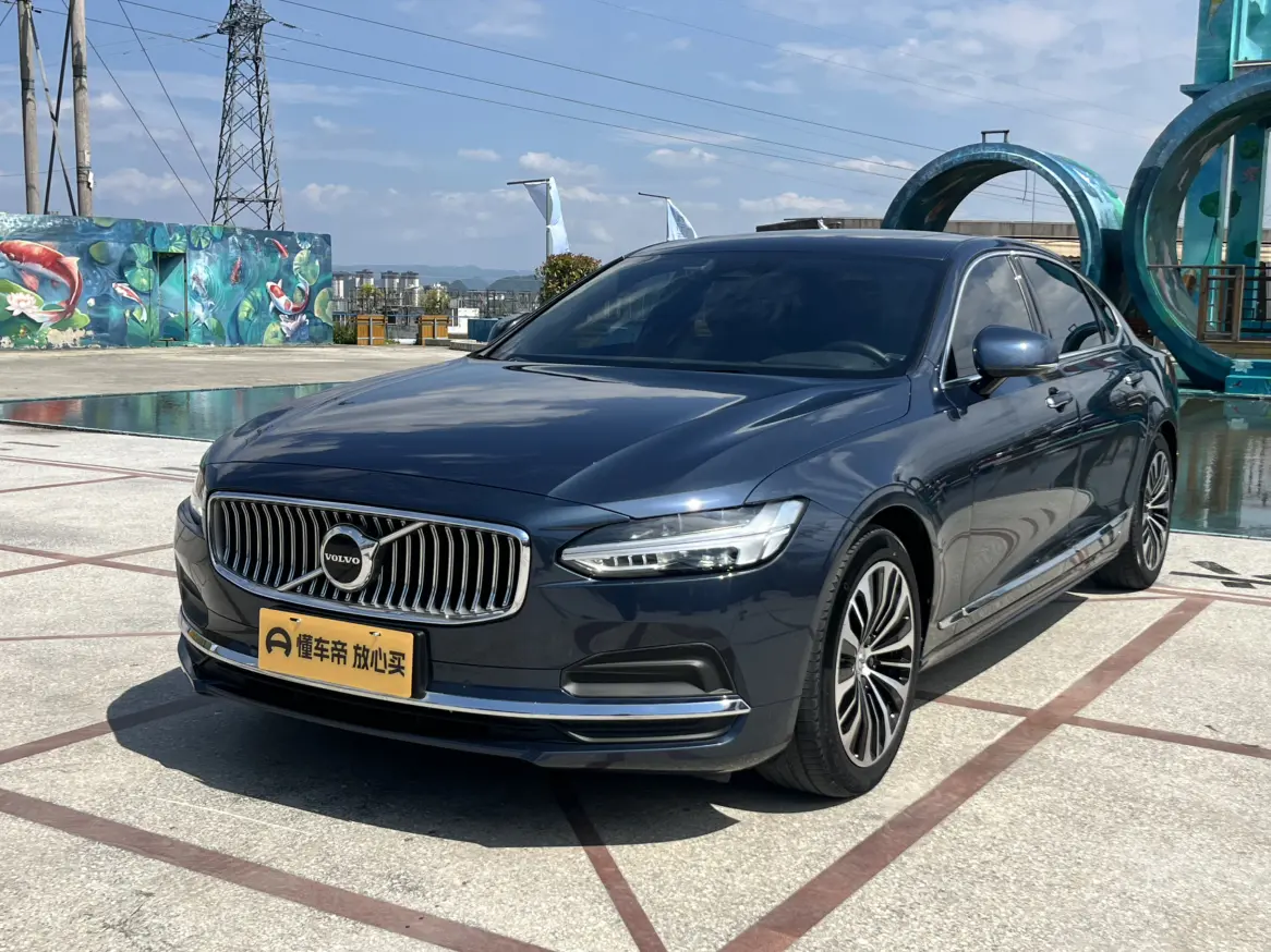 Volvo S90