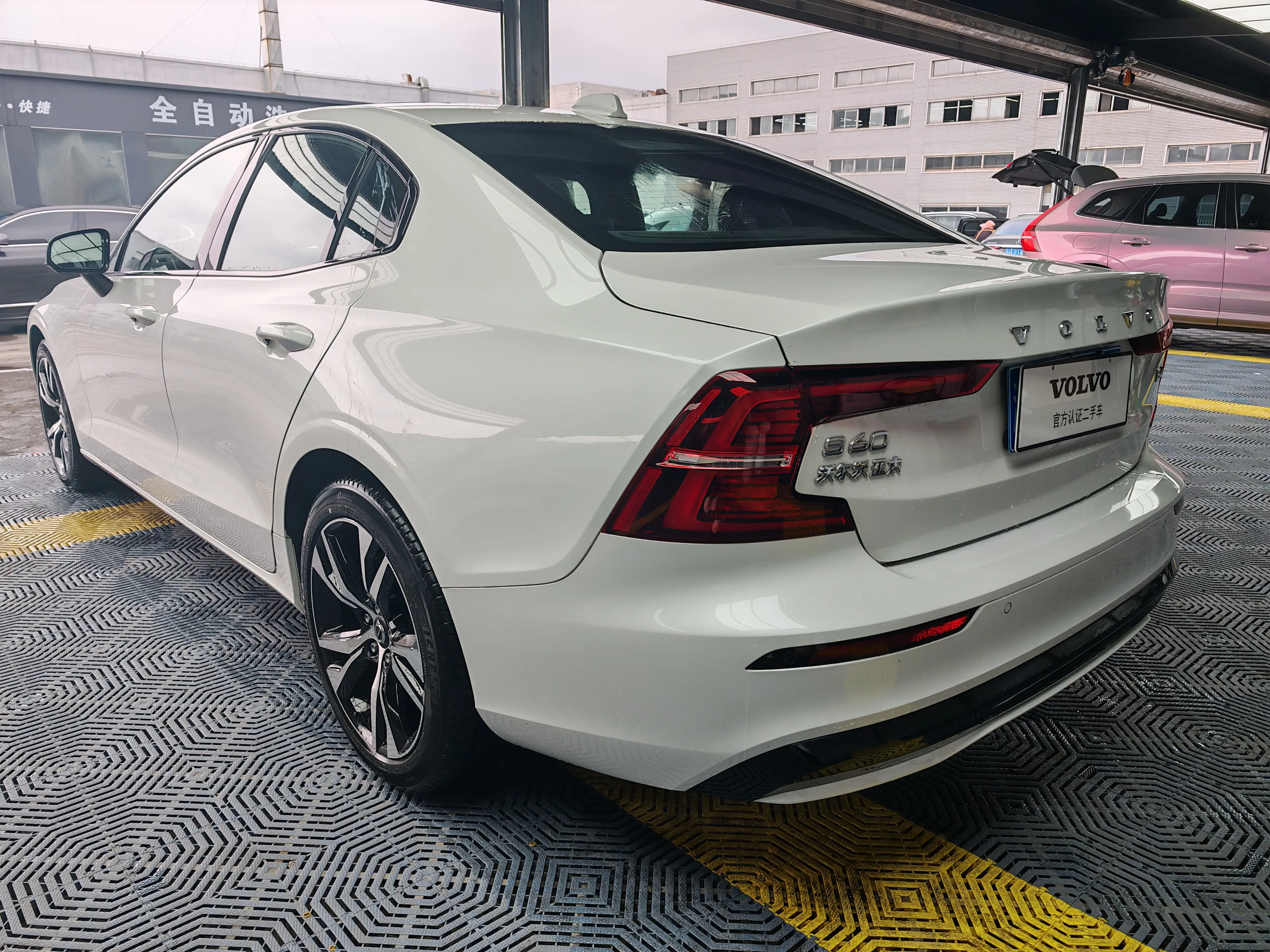 Volvo S60