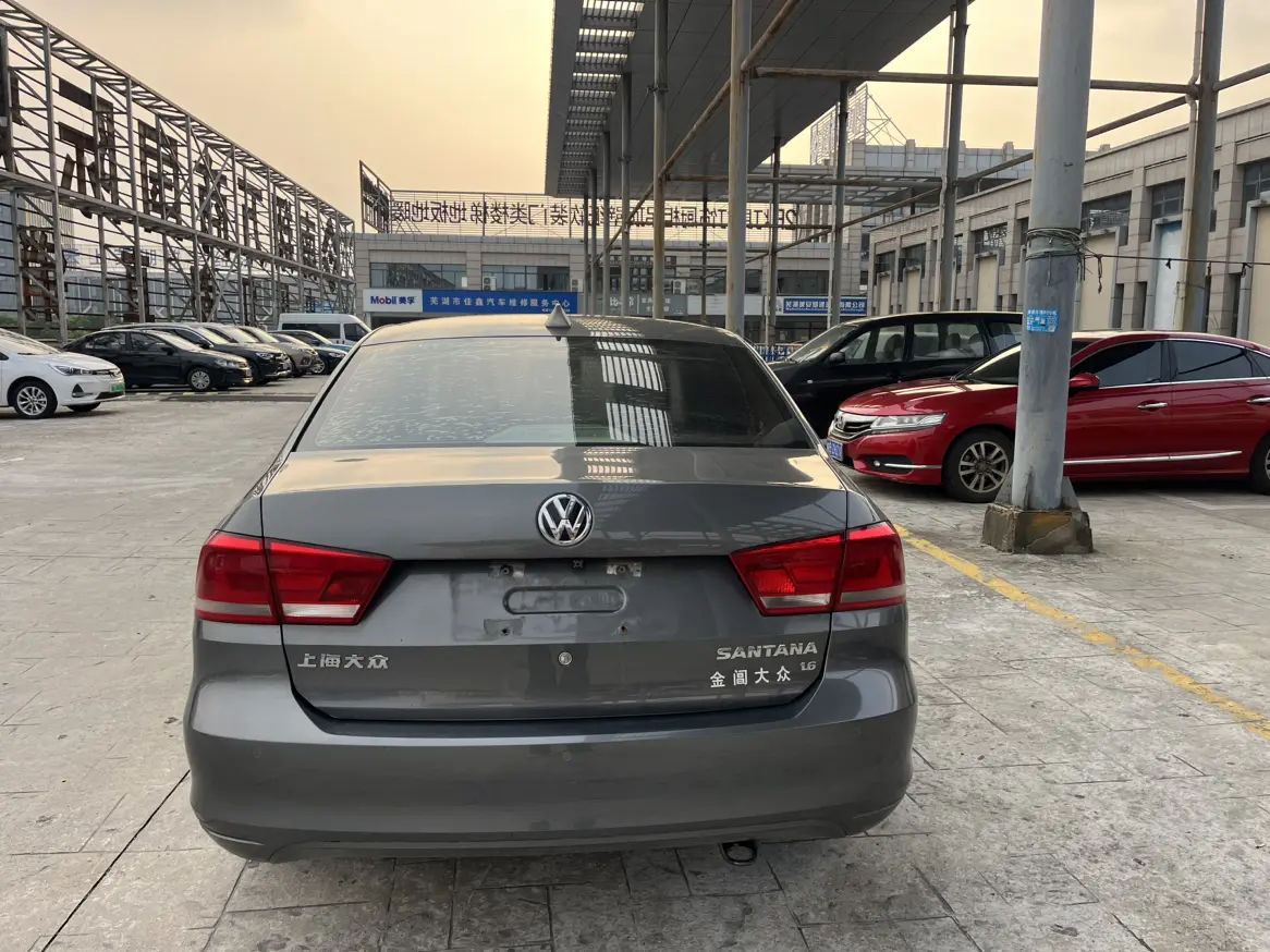 Volkswagen Santana