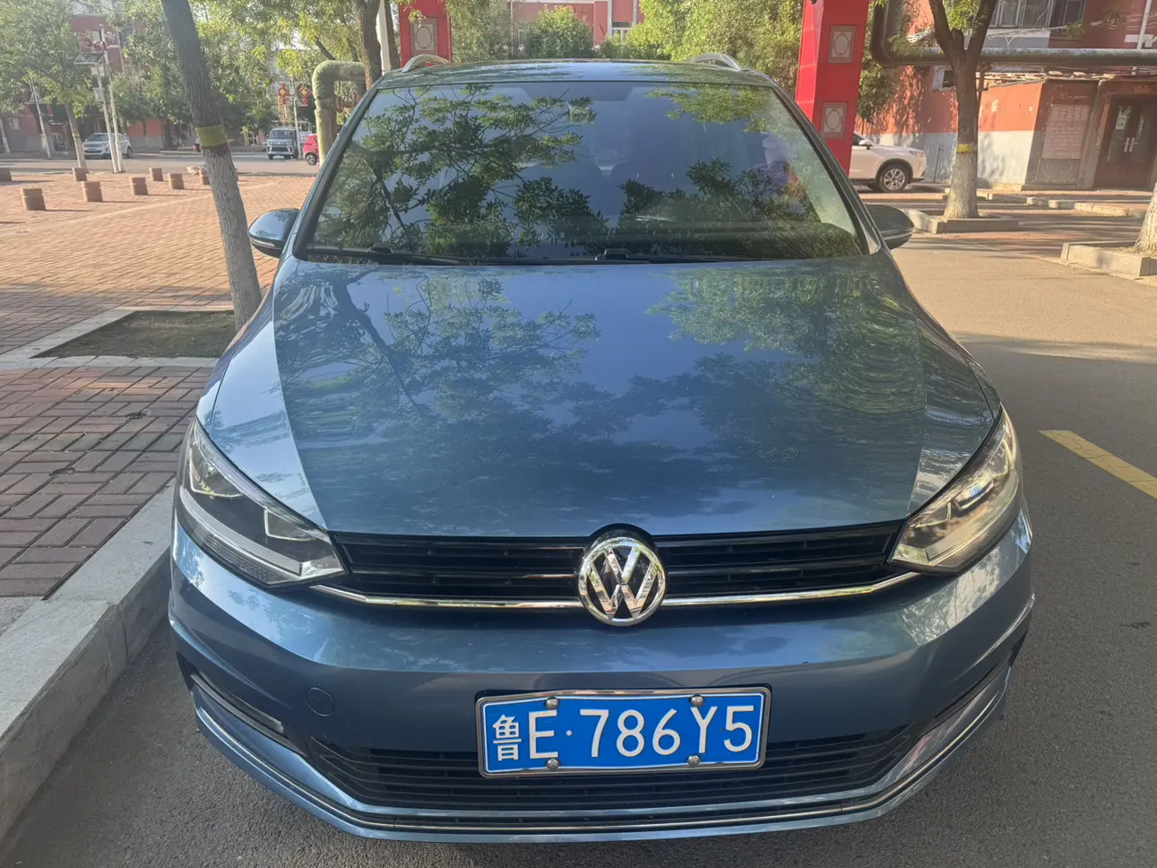 Volkswagen Touran L