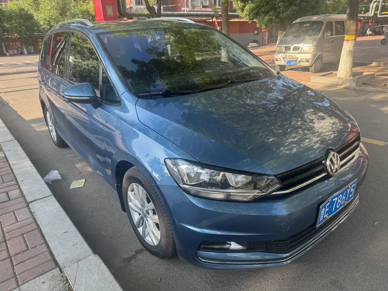 Volkswagen Touran L