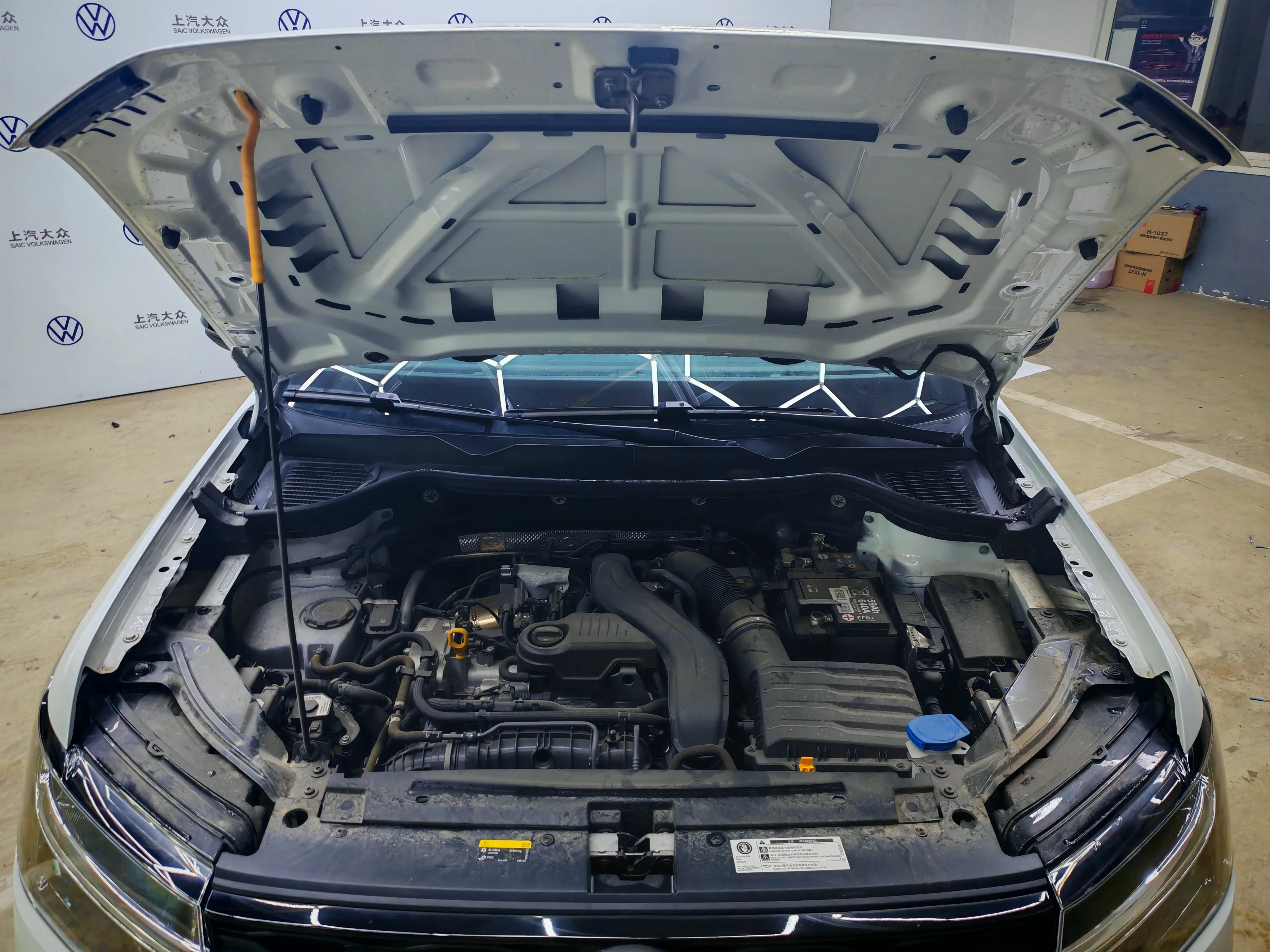 Volkswagen Tharu