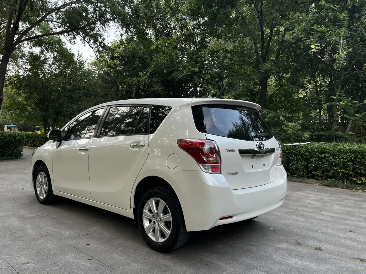 Toyota Verso / EZ