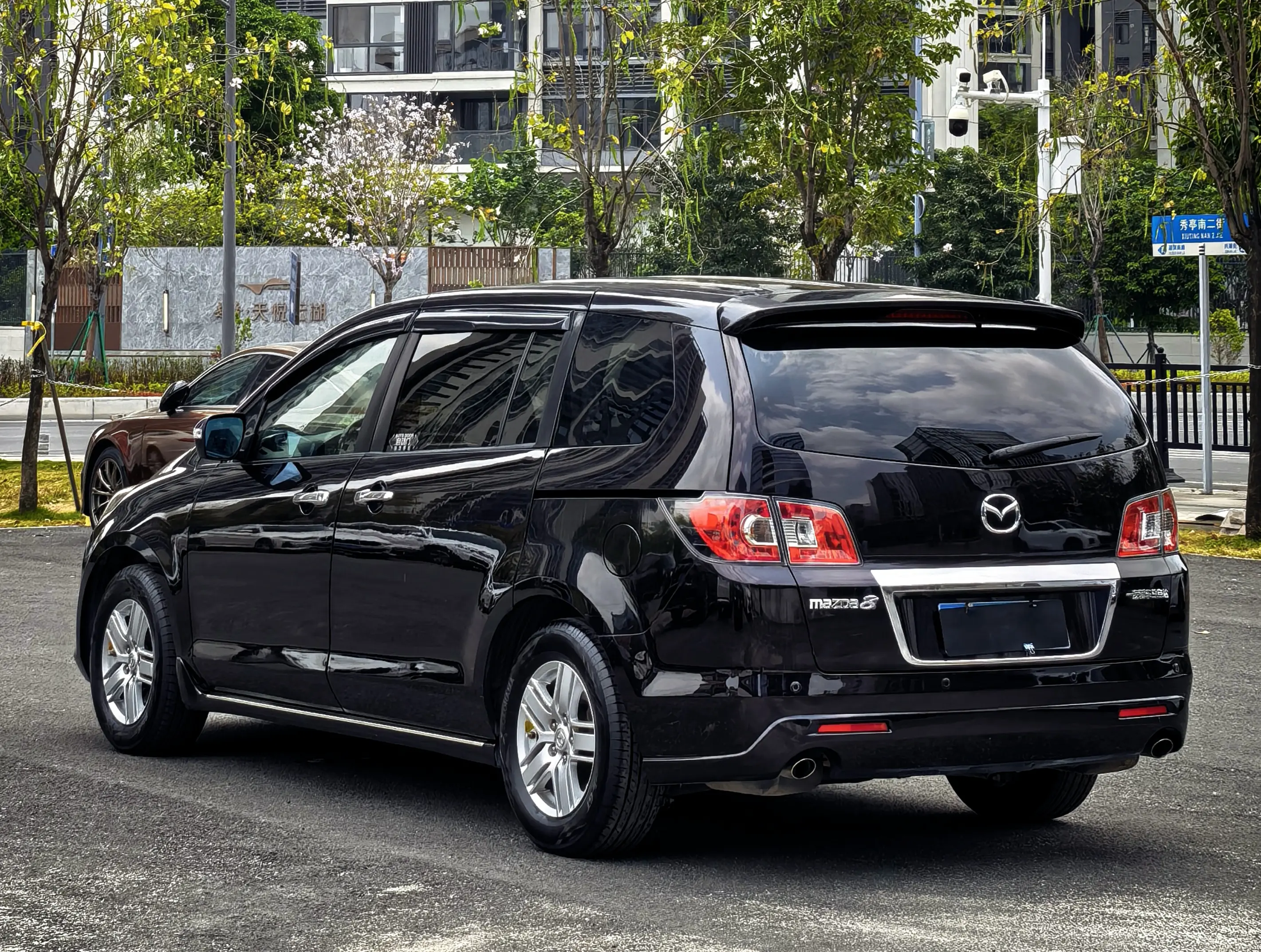 Mazda 8