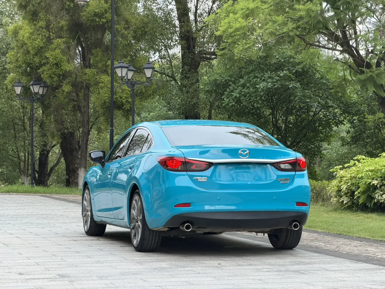 Mazda Atenza