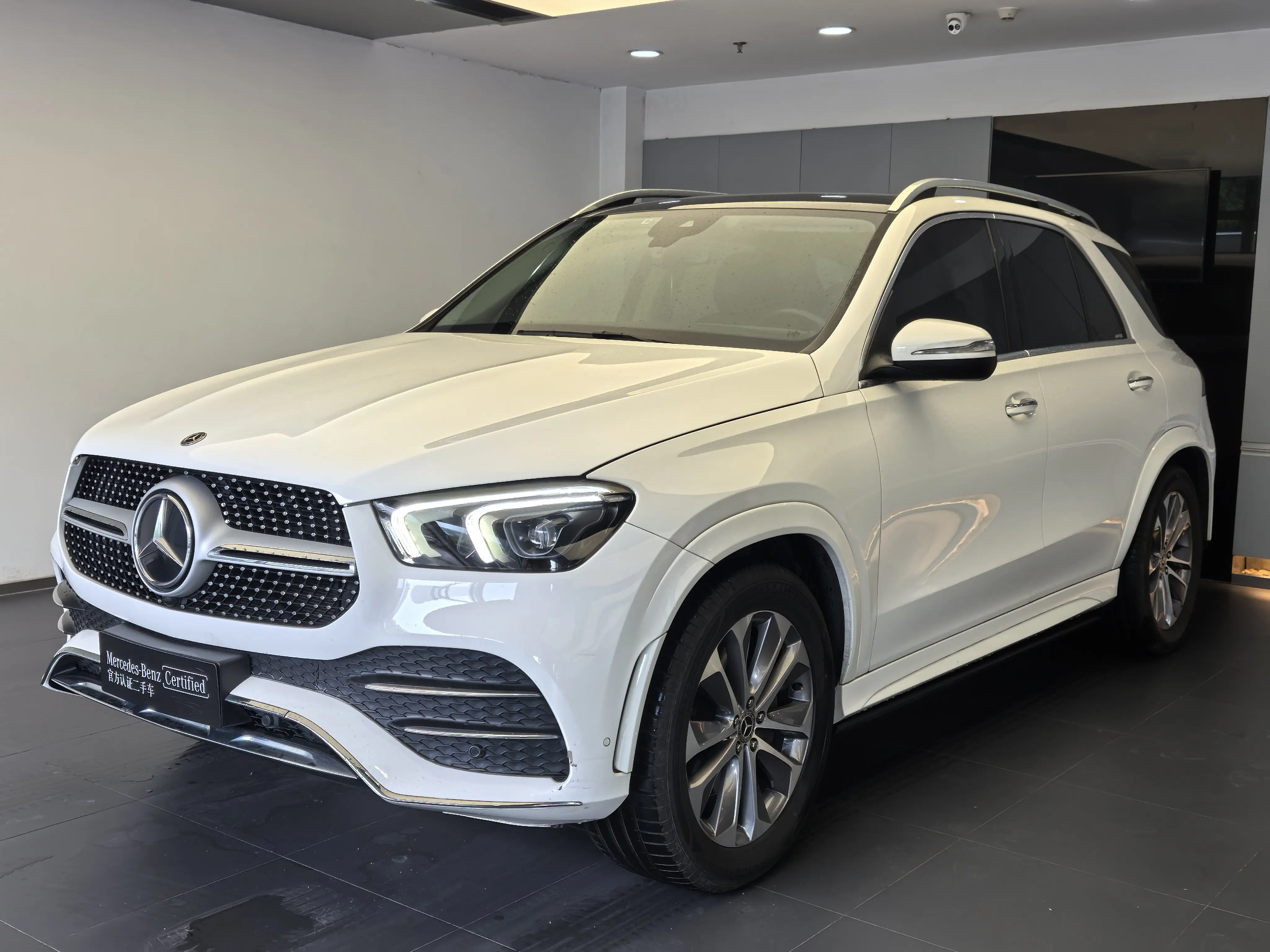 Mercedes-Benz GLE (Imported)