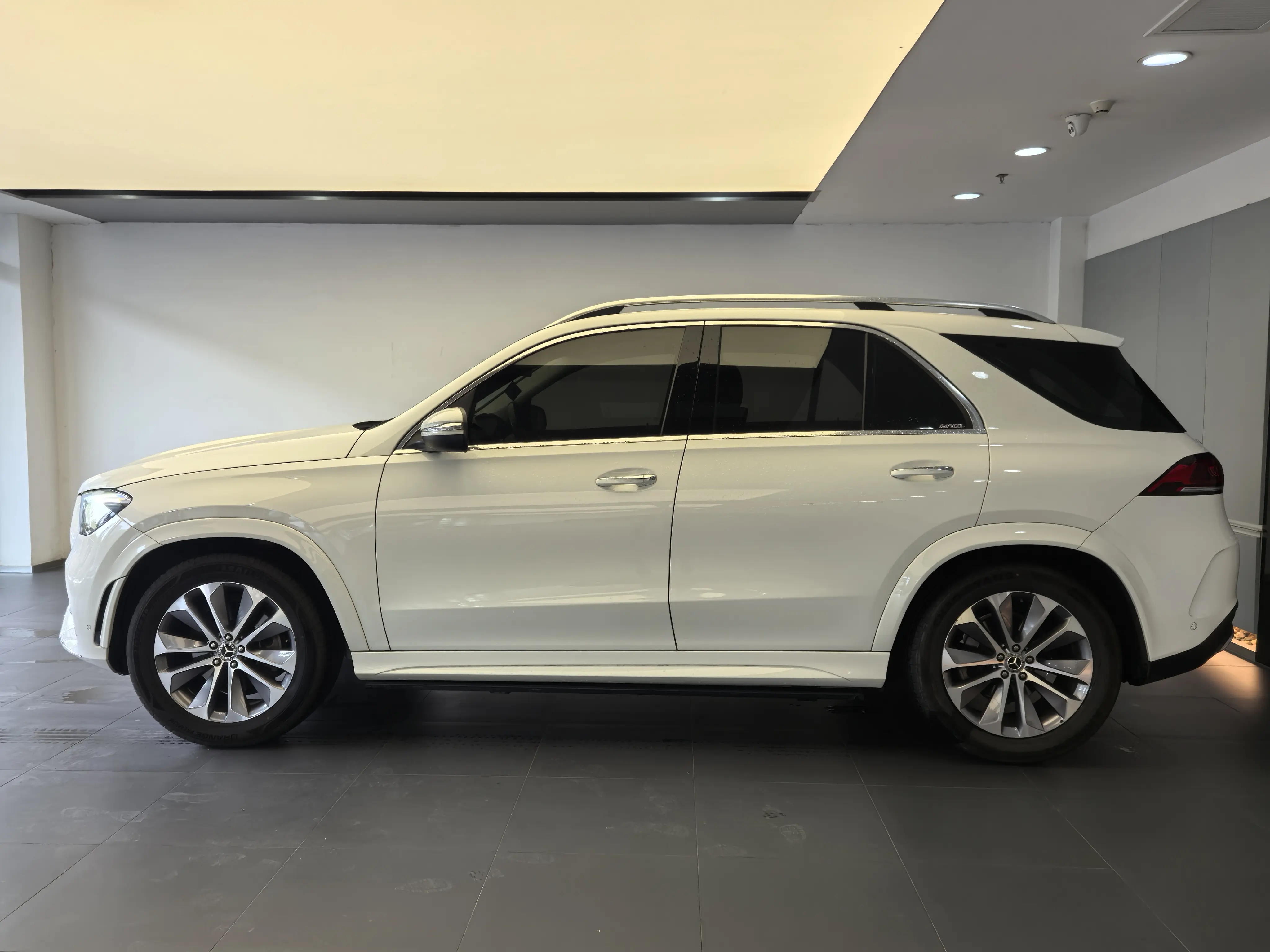 Mercedes-Benz GLE (Imported)
