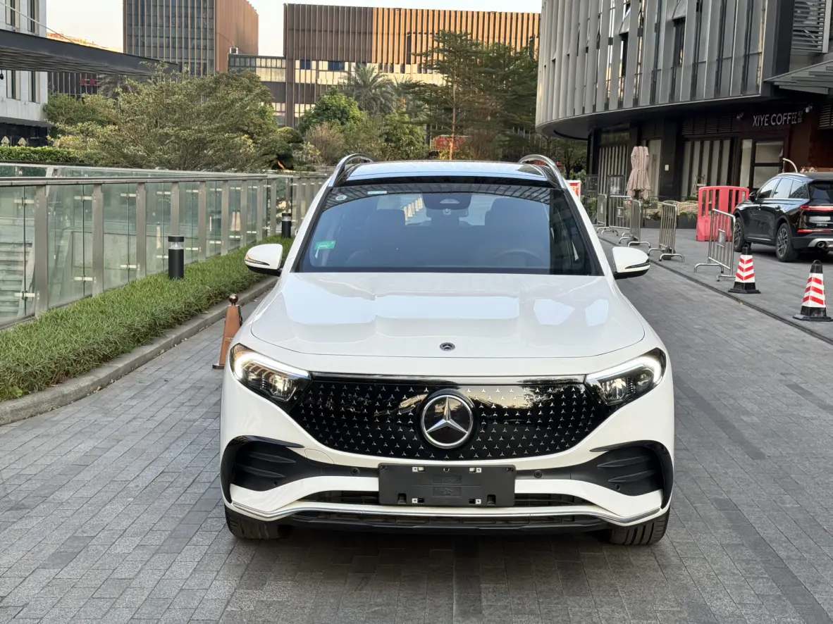 Mercedes-Benz EQB