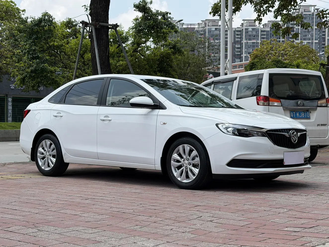 Buick Yinglang