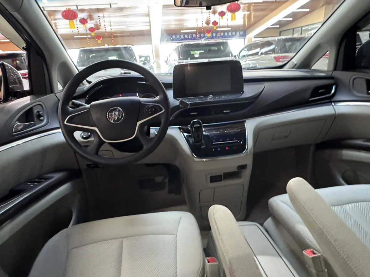 Buick GL8