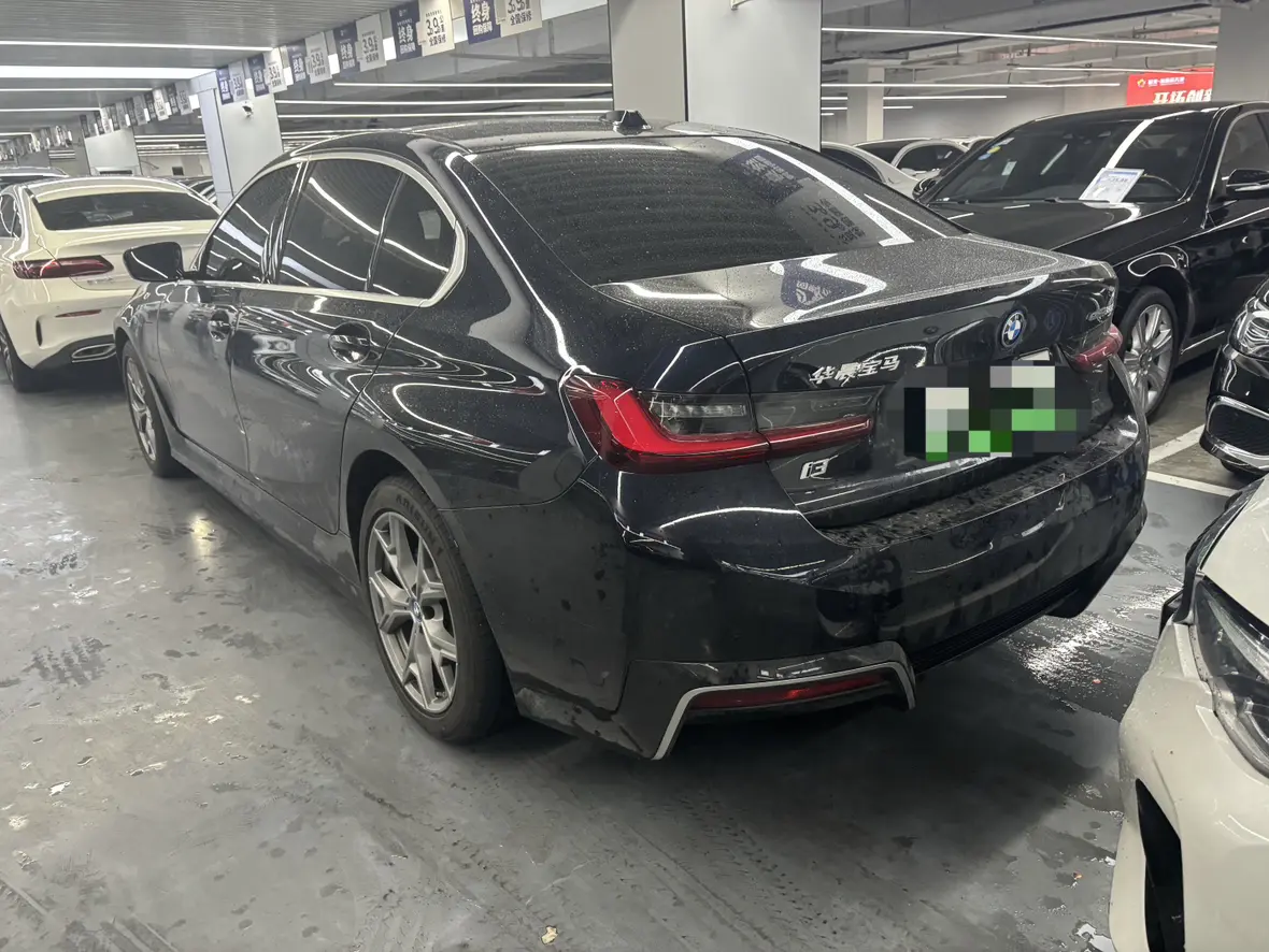 BMW i3