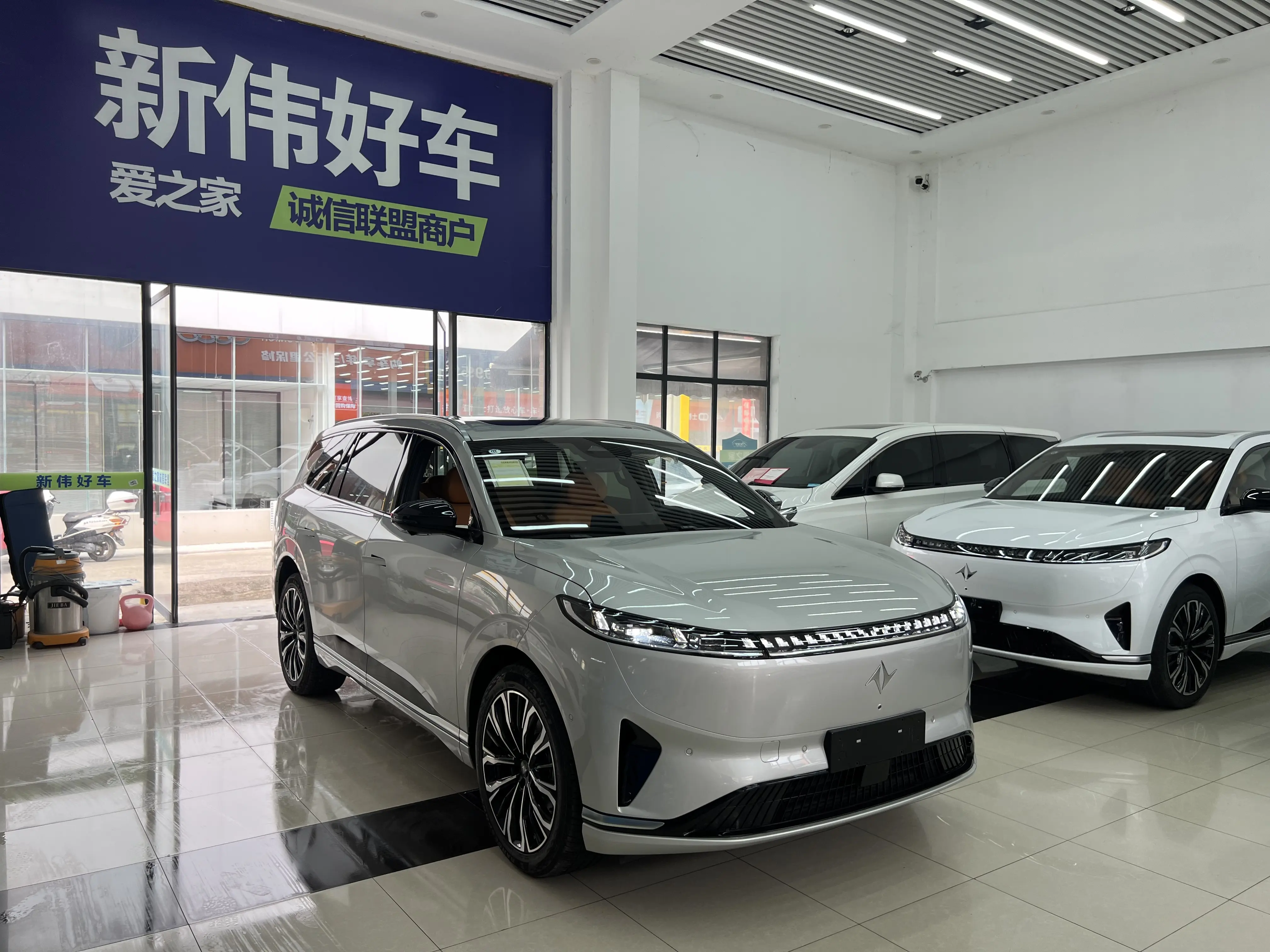 Dongfeng Yipai 008