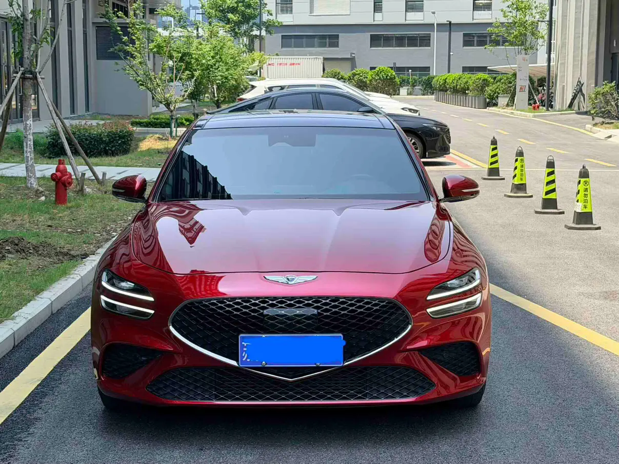 Genesis G70