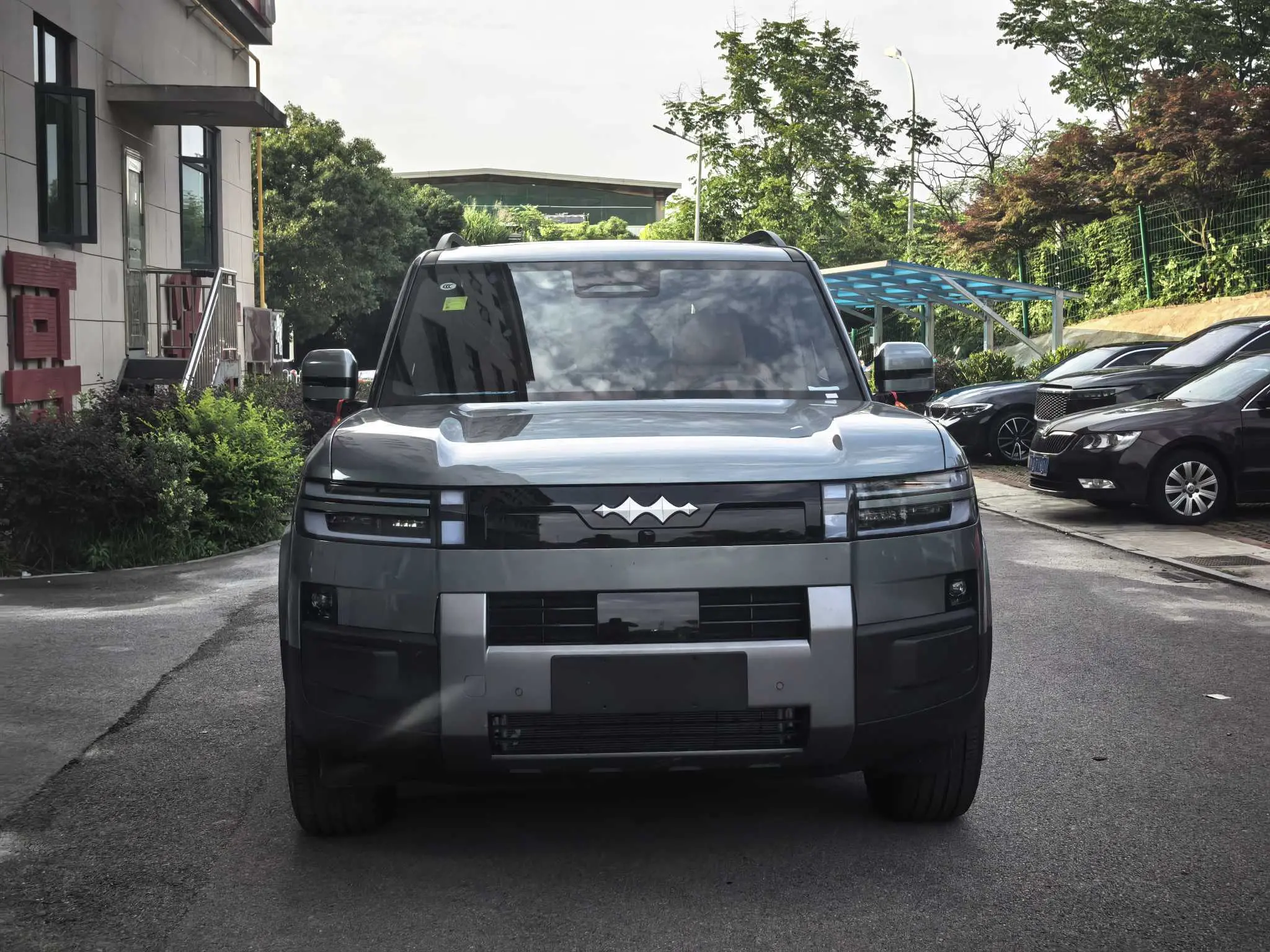 BYD Leopard Titanium 7 PHEV